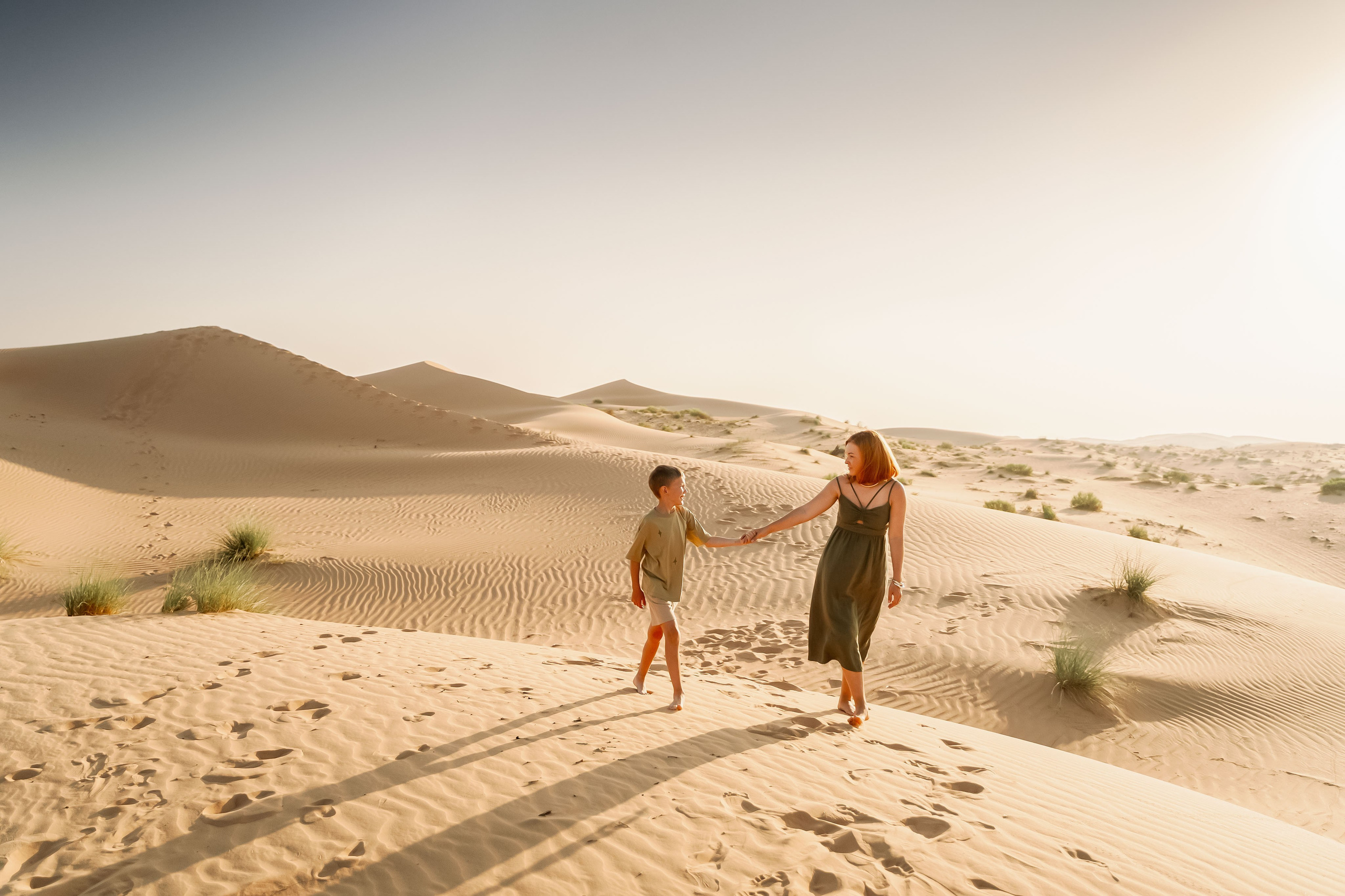 На рассвете в пустыне оаэ. Фотограф и видеограф в Москве и Абу Даби Мария Кулагина