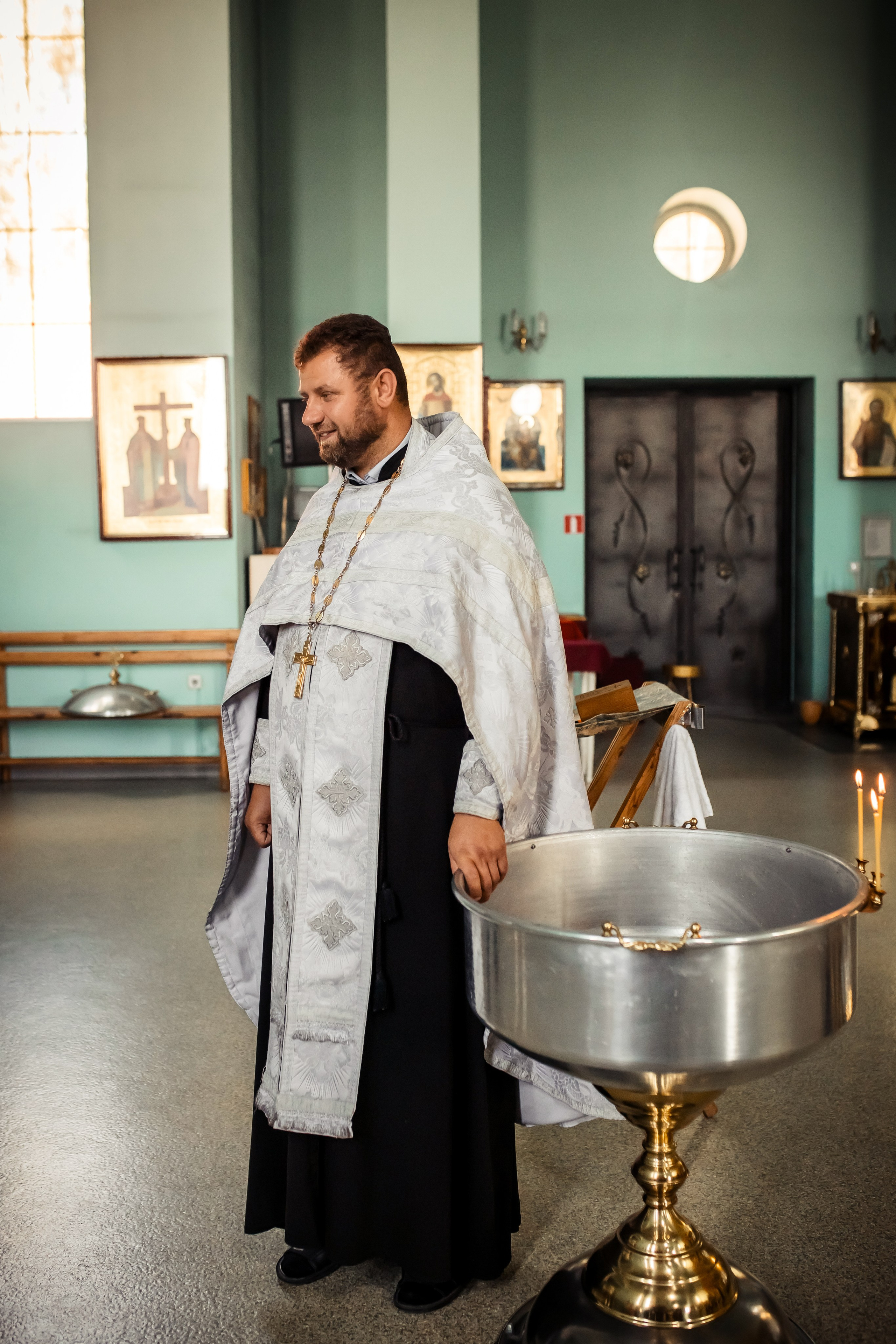 Крещение Милании и Эмилии