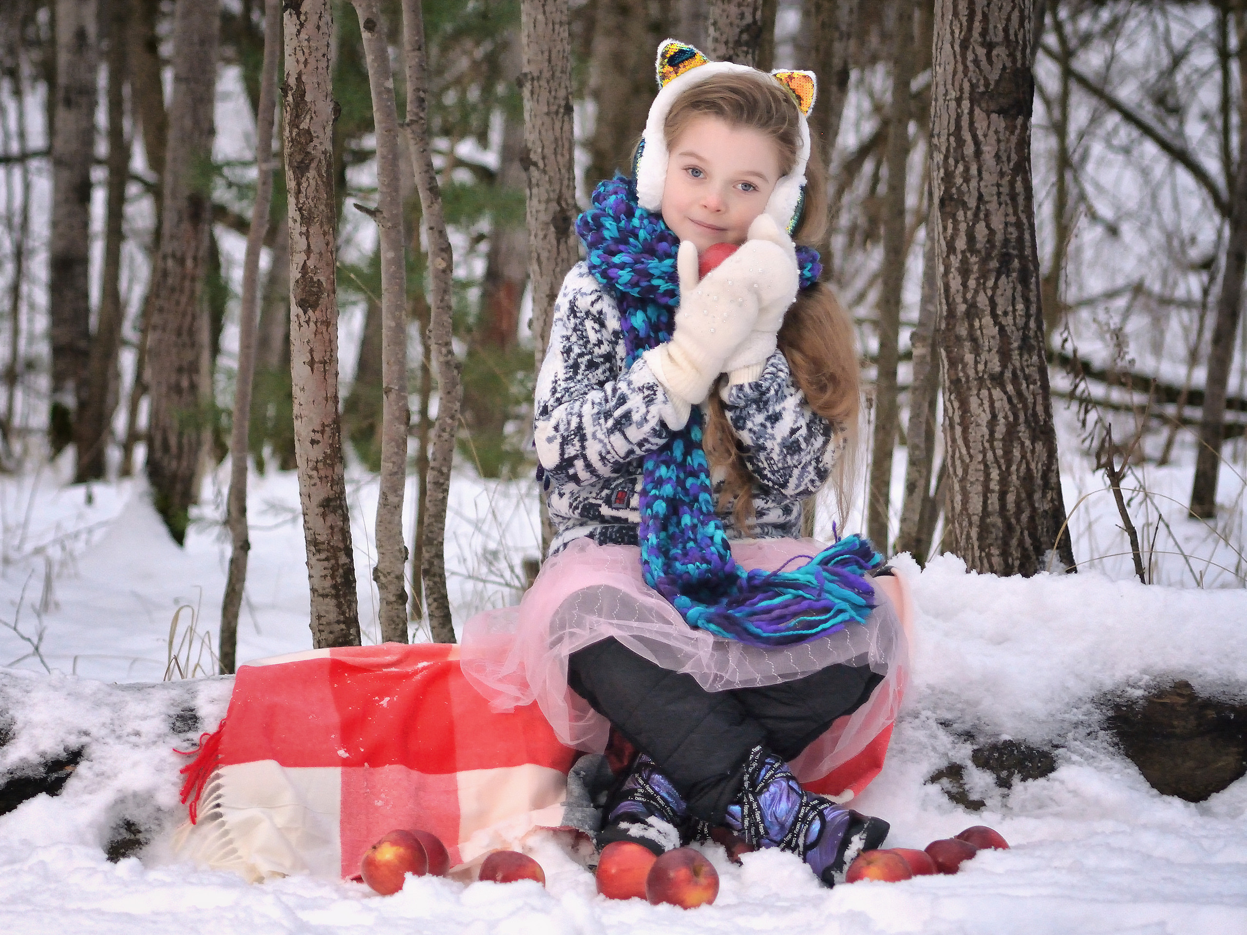 Зимняя съемка в сказочном лесу. Свадебный фотограф Олег Шатохин  Москва и Московской область
