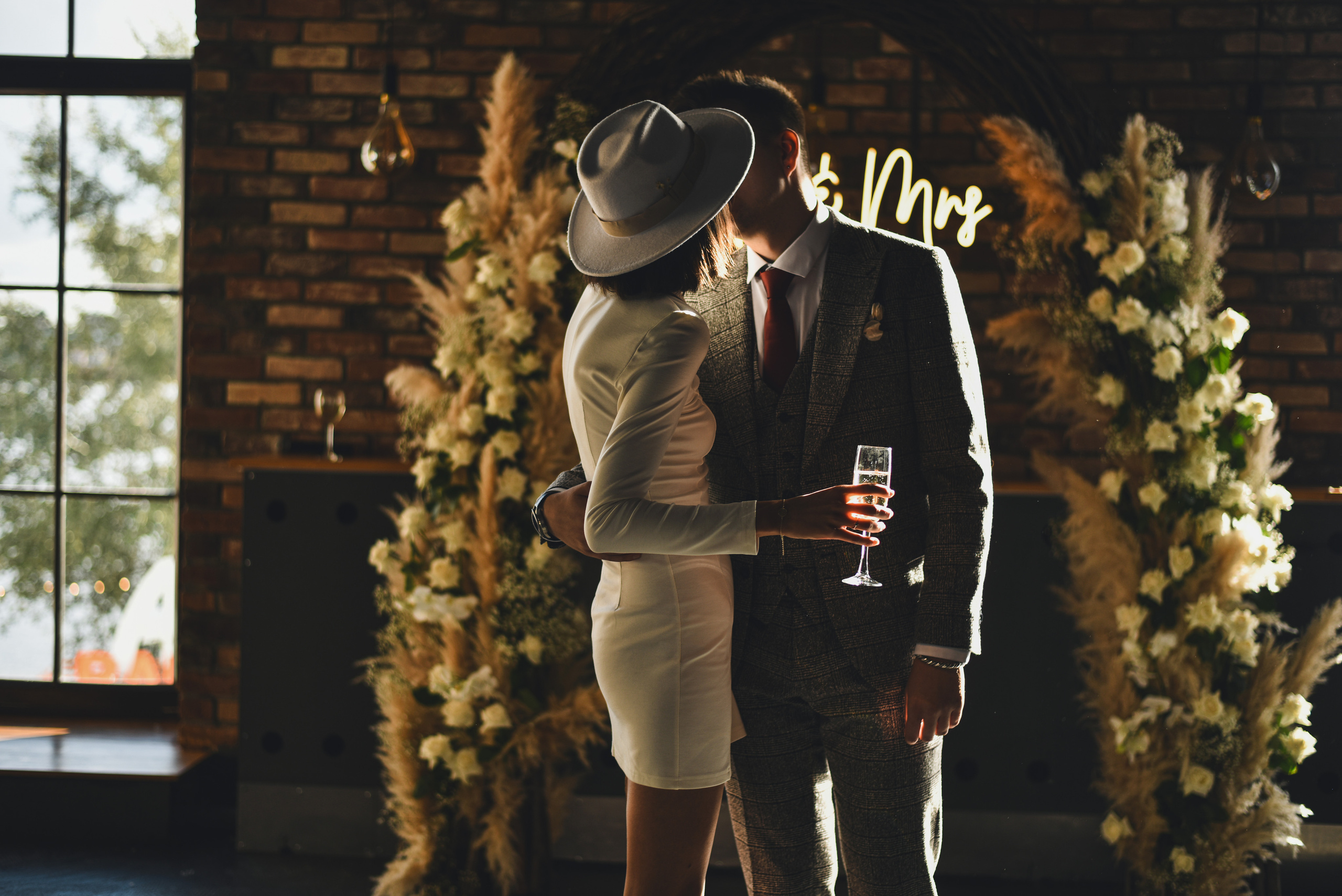 Анастасия и Вячеслав. Фотограф Таина Комбарова