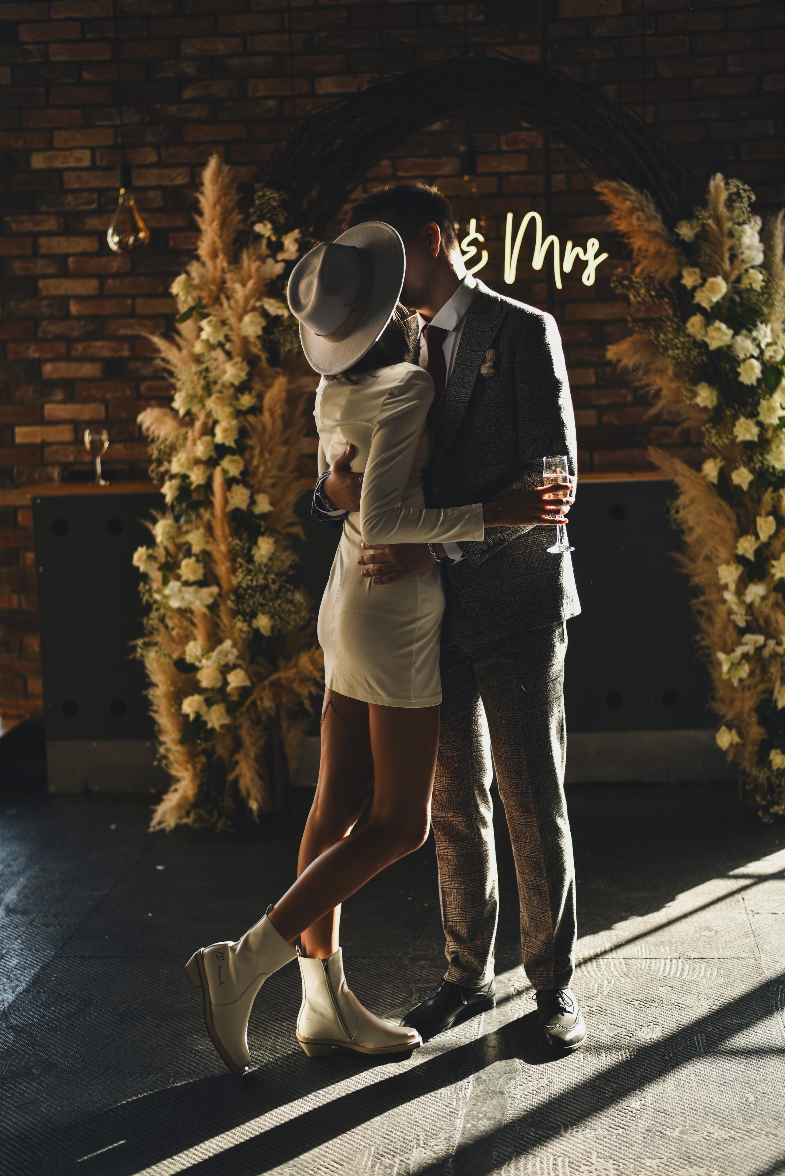 Анастасия и Вячеслав. Фотограф Таина Комбарова