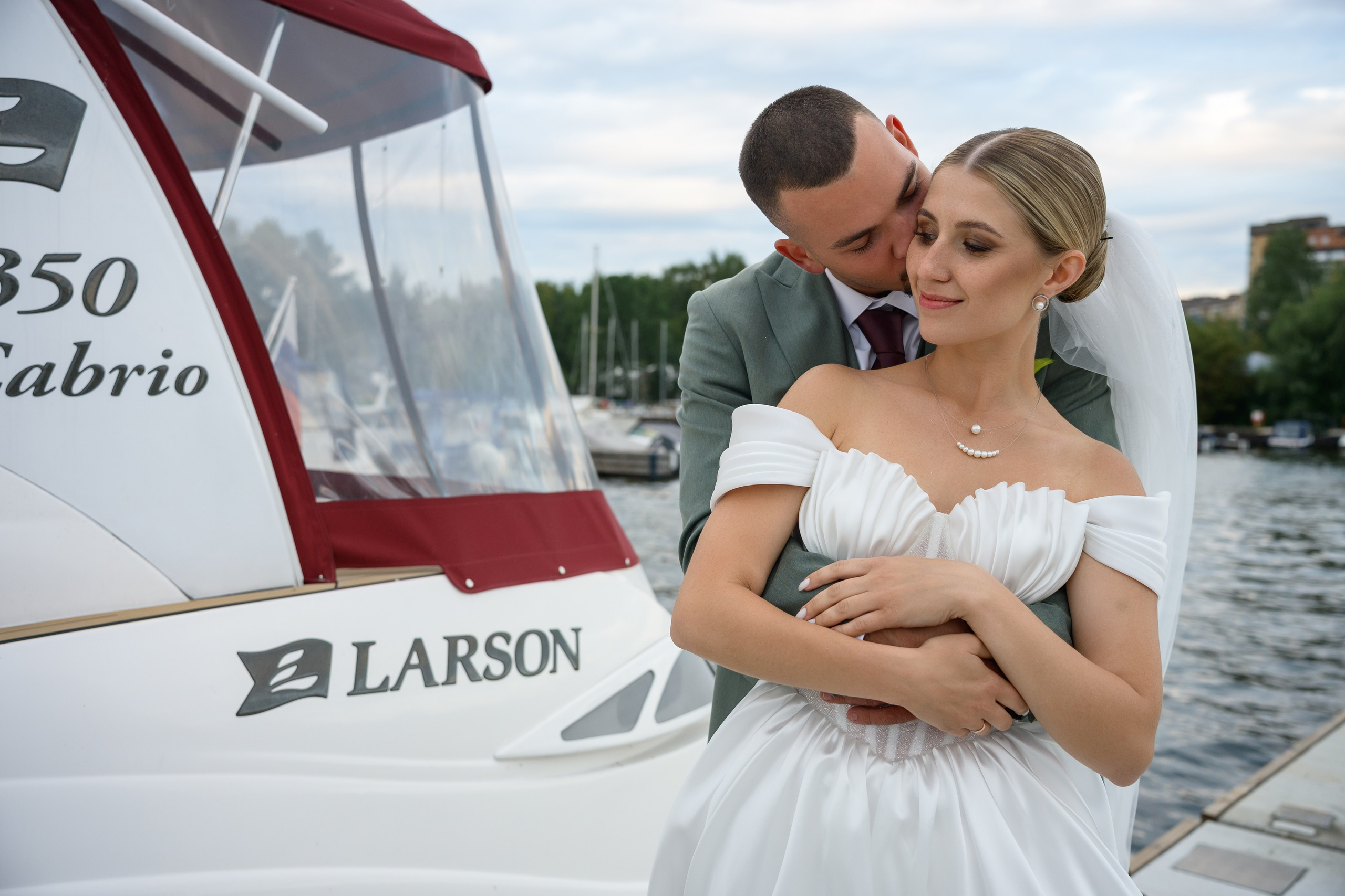 Свадебная фотосессия в отеле «Милан». Свадебный фотограф Москва Юрий Кульман