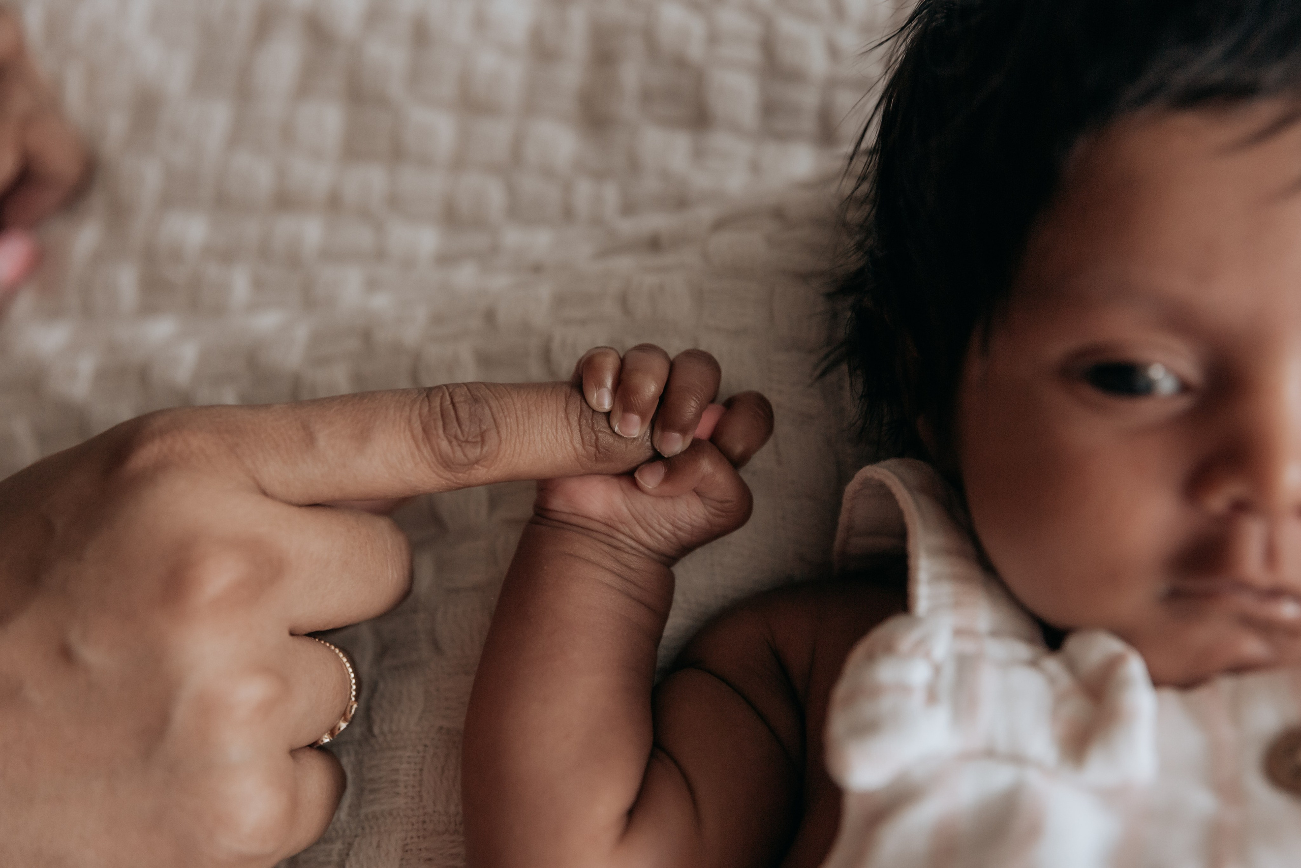 Elegant Newborn Photography Dubai | Timeless Beauty