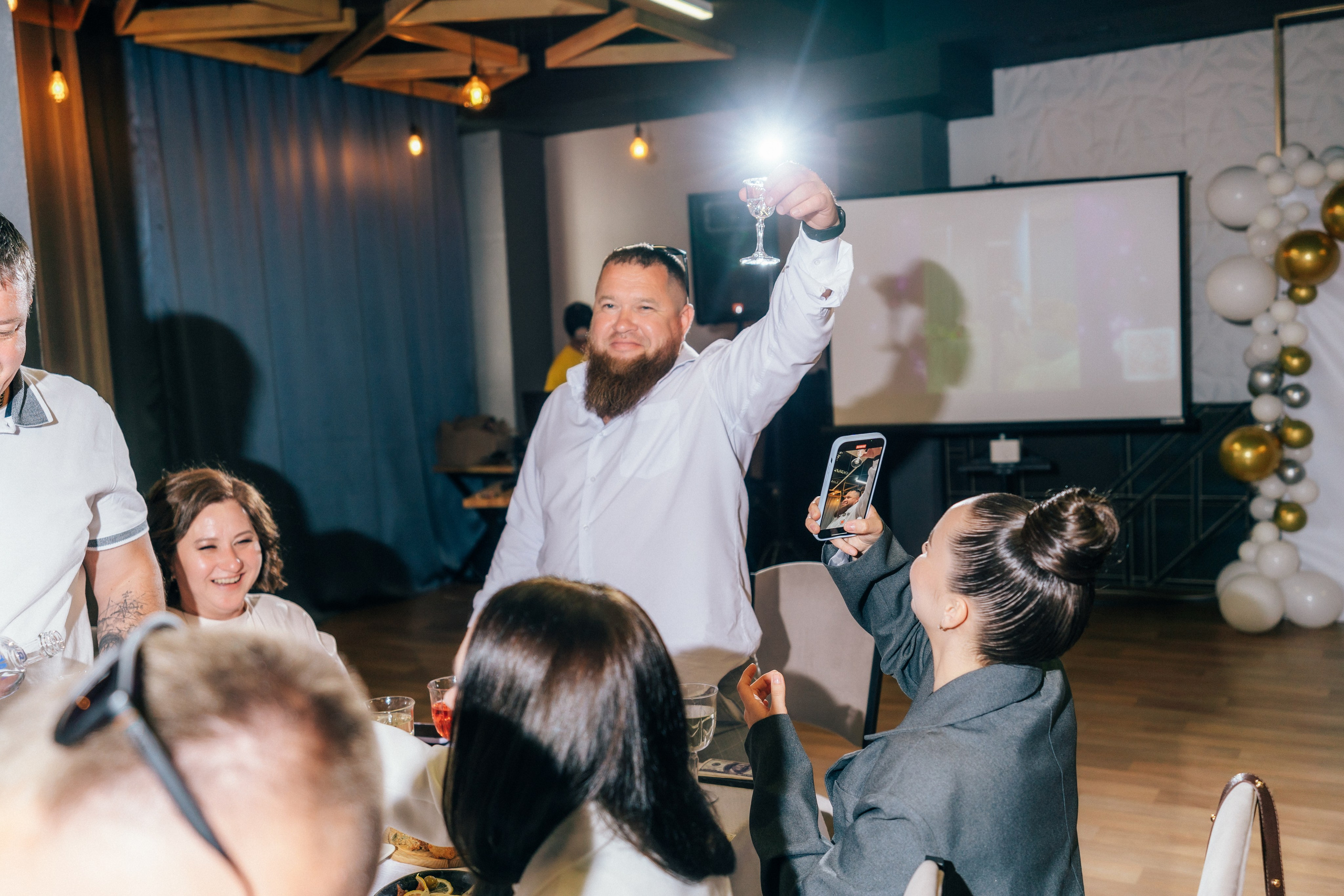 Красный кабриолет. Фотограф Ангарск Иркутск Ксения Король