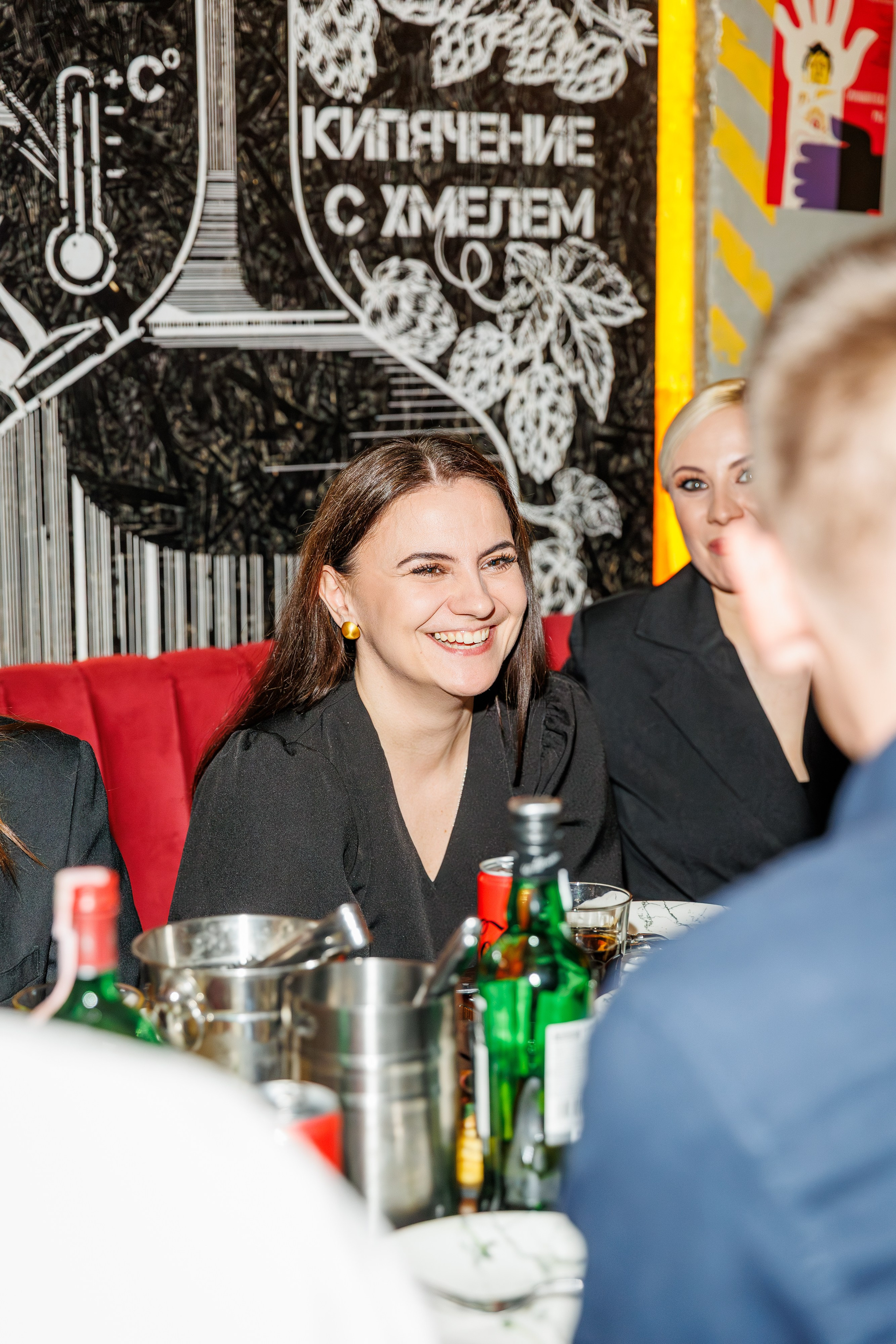 Новогодние корпоративы 2025. ILIAS BLACK — Фотограф свадеб и мероприятий в Минске и Беларуси