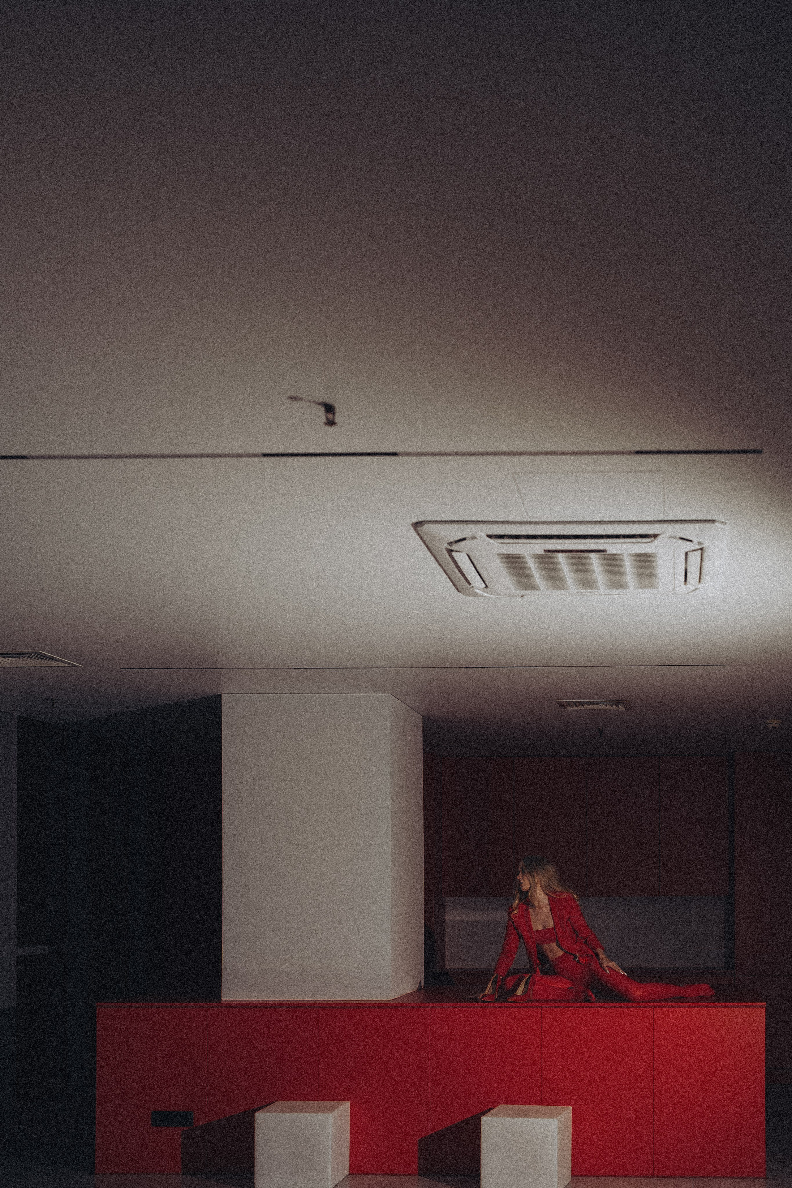 ФОТОСЕССИЯ К НОВОМУ ГОДУ В СТУДИИ С ЕЛОЧКОЙ КРАСИВЫЙ ОБРАЗ. Профессиональный фотограф, Санкт-Петербург — Виктория Богомолова