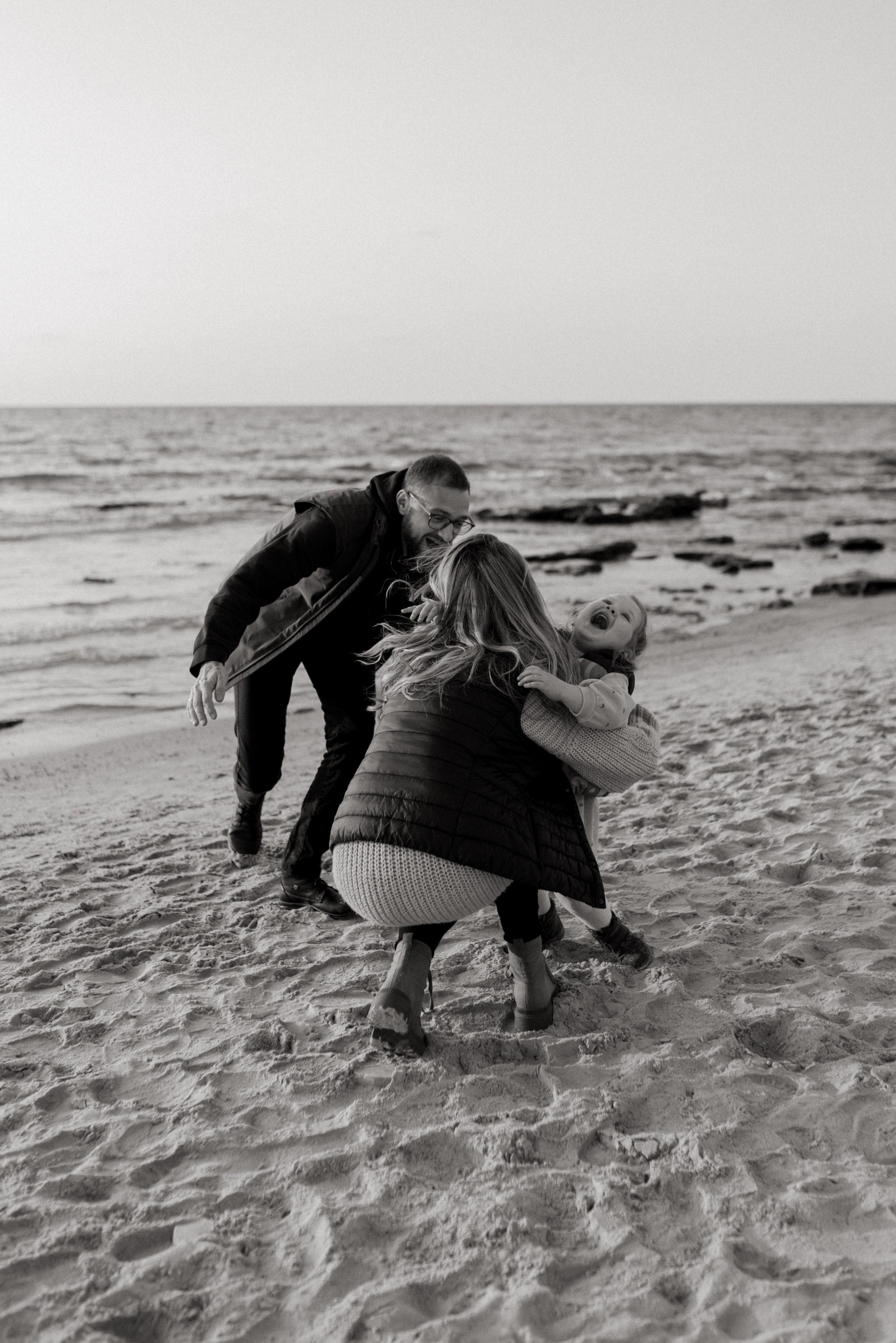 Family: Olga, Alexey, Solomika & Eric. Family photographer in Israel | Alesya Superfin