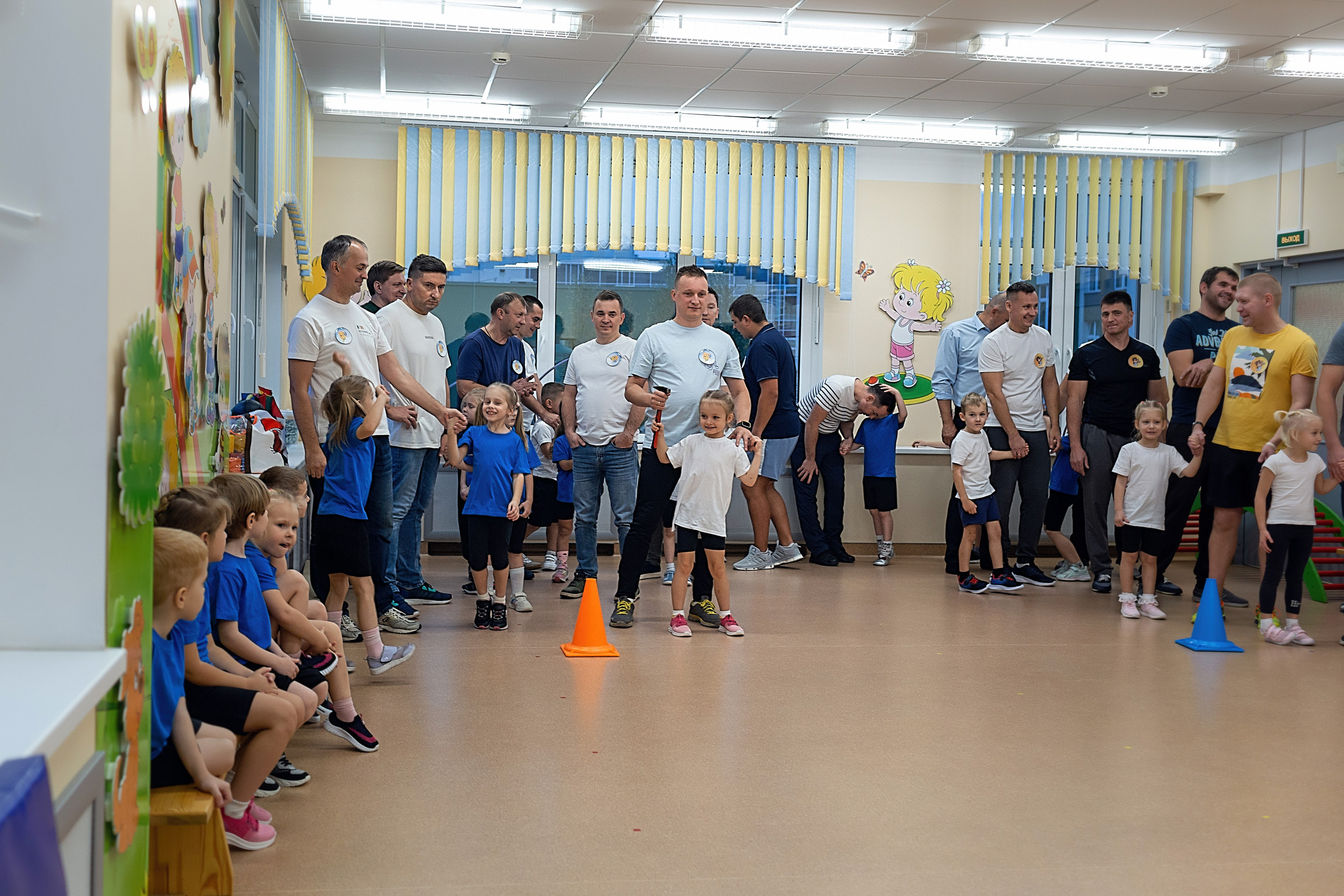 День пап в детском саду_2024. Семейный фотограф в Санкт-Петербурге