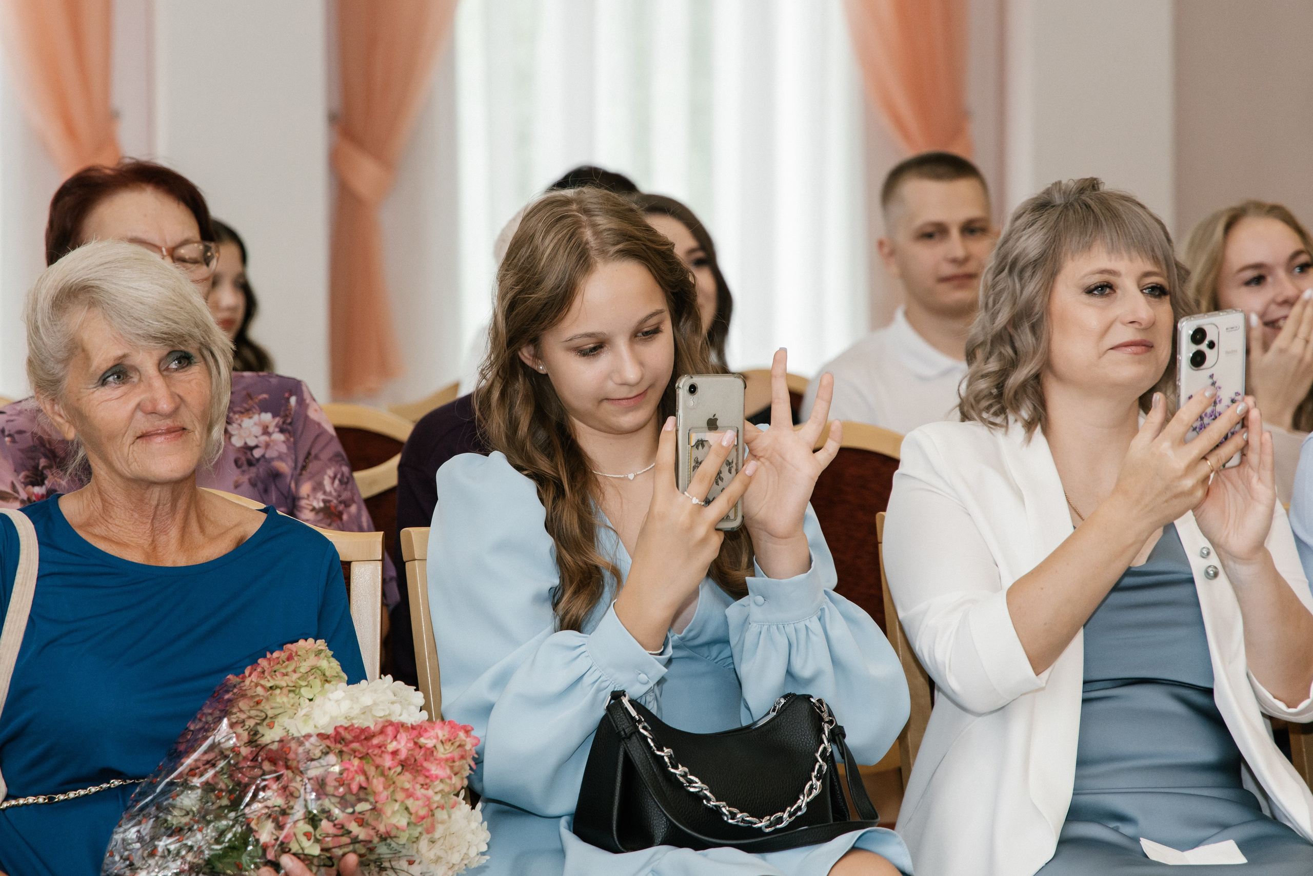 Ксения и Антон (полный день). Фотограф в Барнауле Юлия Садвокасова