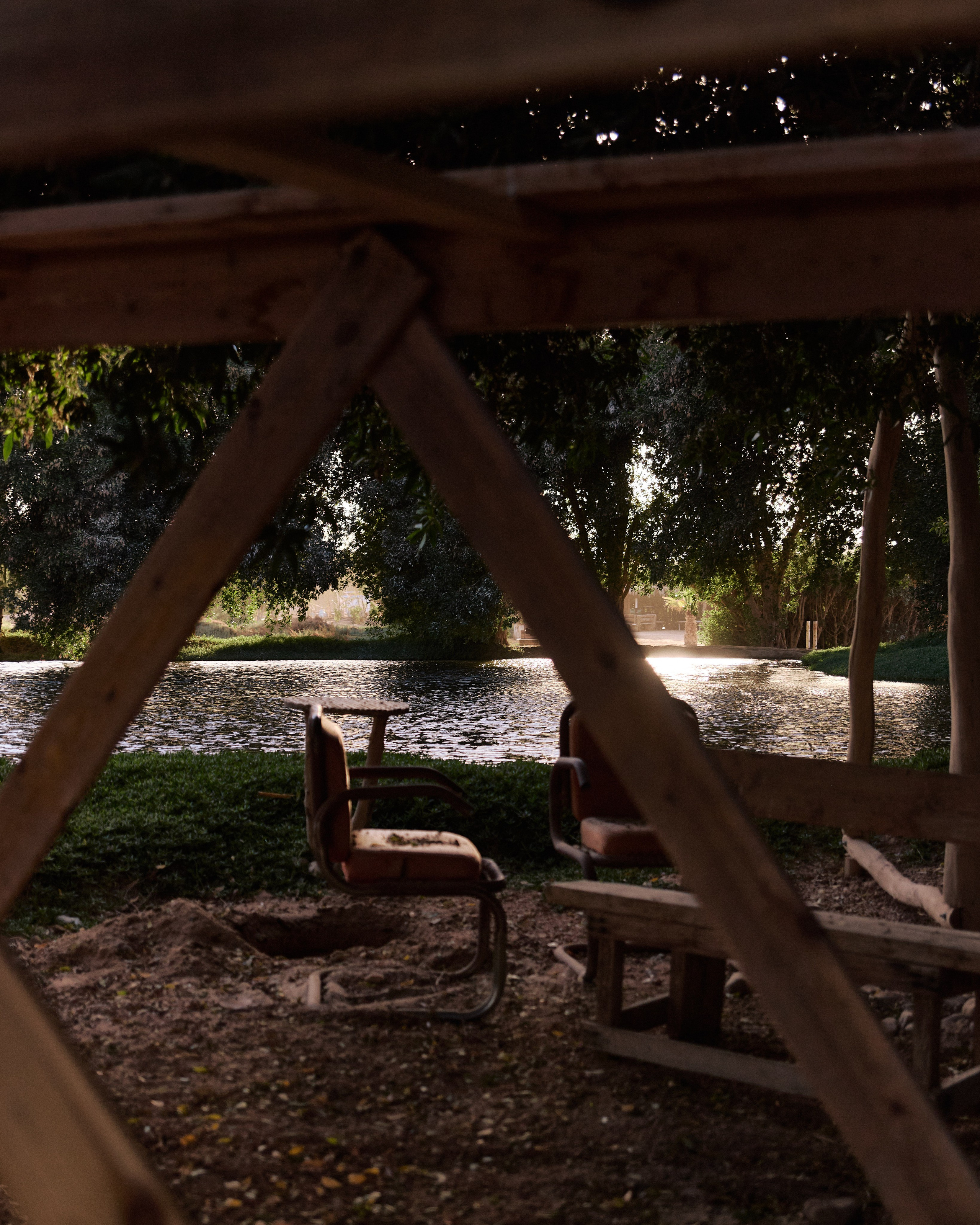 Под крышей. Jorgis — фотограф в Хургаде / обучение фотографии