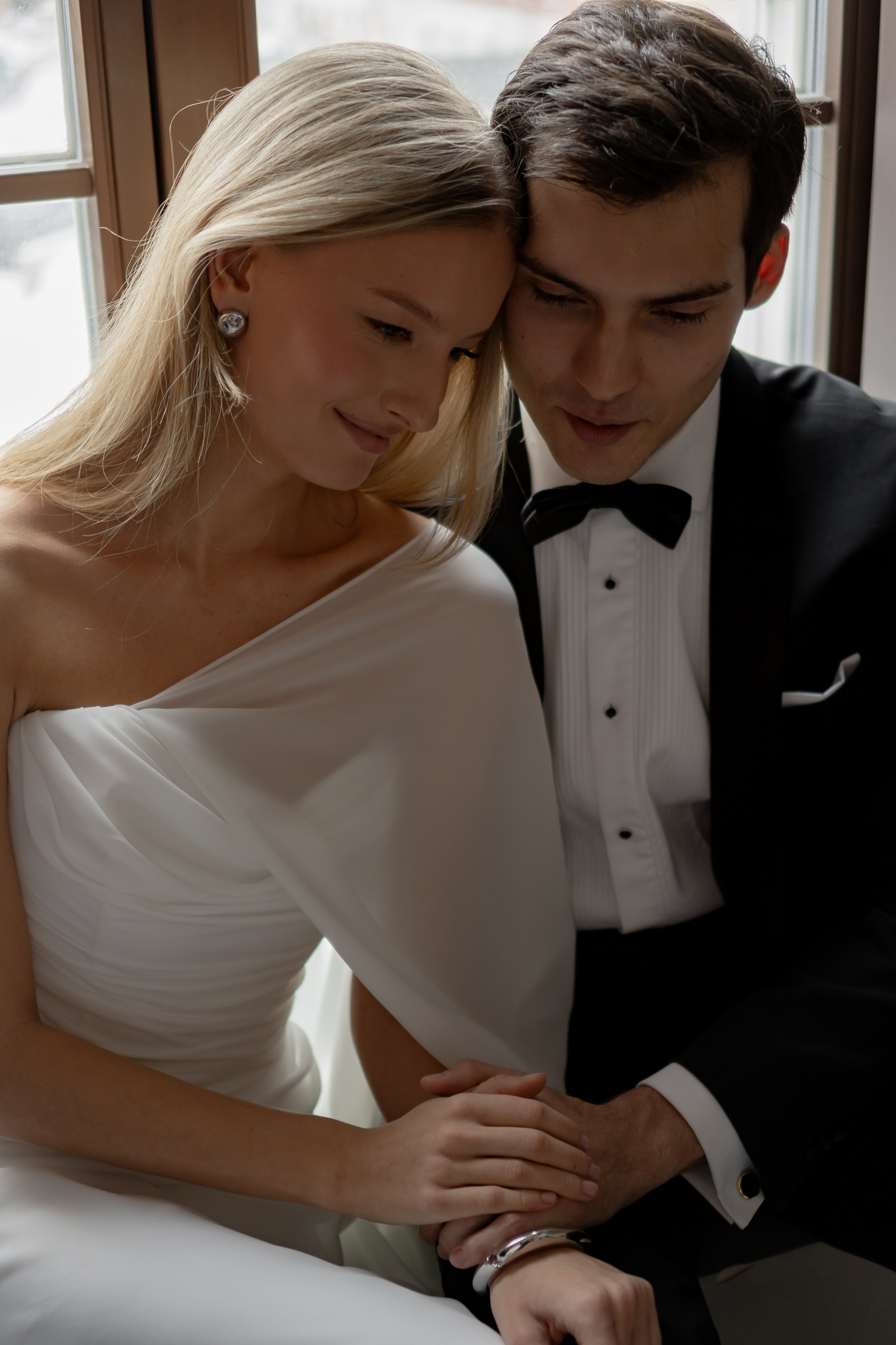 ЭЛЕГАНТНАЯ СВАДБЕНАЯ СЬЕМКА ЖЕНИХА И НЕВЕСТЫ В ДОРОГОМ ОТЕЛЕ САНКТ-ПЕТЕРБУРГА. Профессиональный фотограф, Санкт-Петербург — Виктория Богомолова