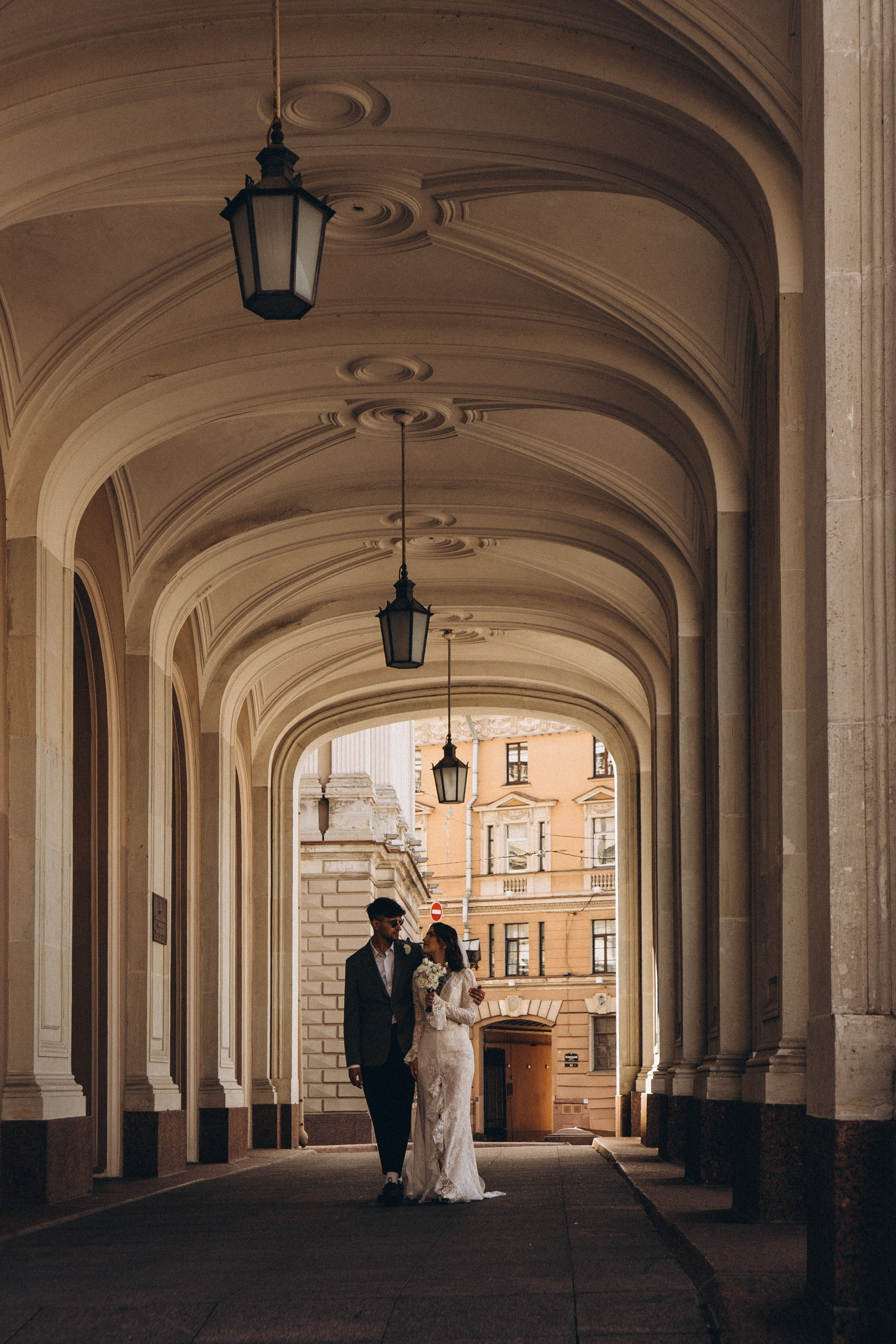СВАДЕБНАЯ ПРОГУЛКА ВОЗЕ ИСАИКЕВСКОГО СОБОРА АСТОРИИ И ЗАКОНОДАЛЕТНОГО СОБРАНИЯ. Профессиональный фотограф, Санкт-Петербург — Виктория Богомолова