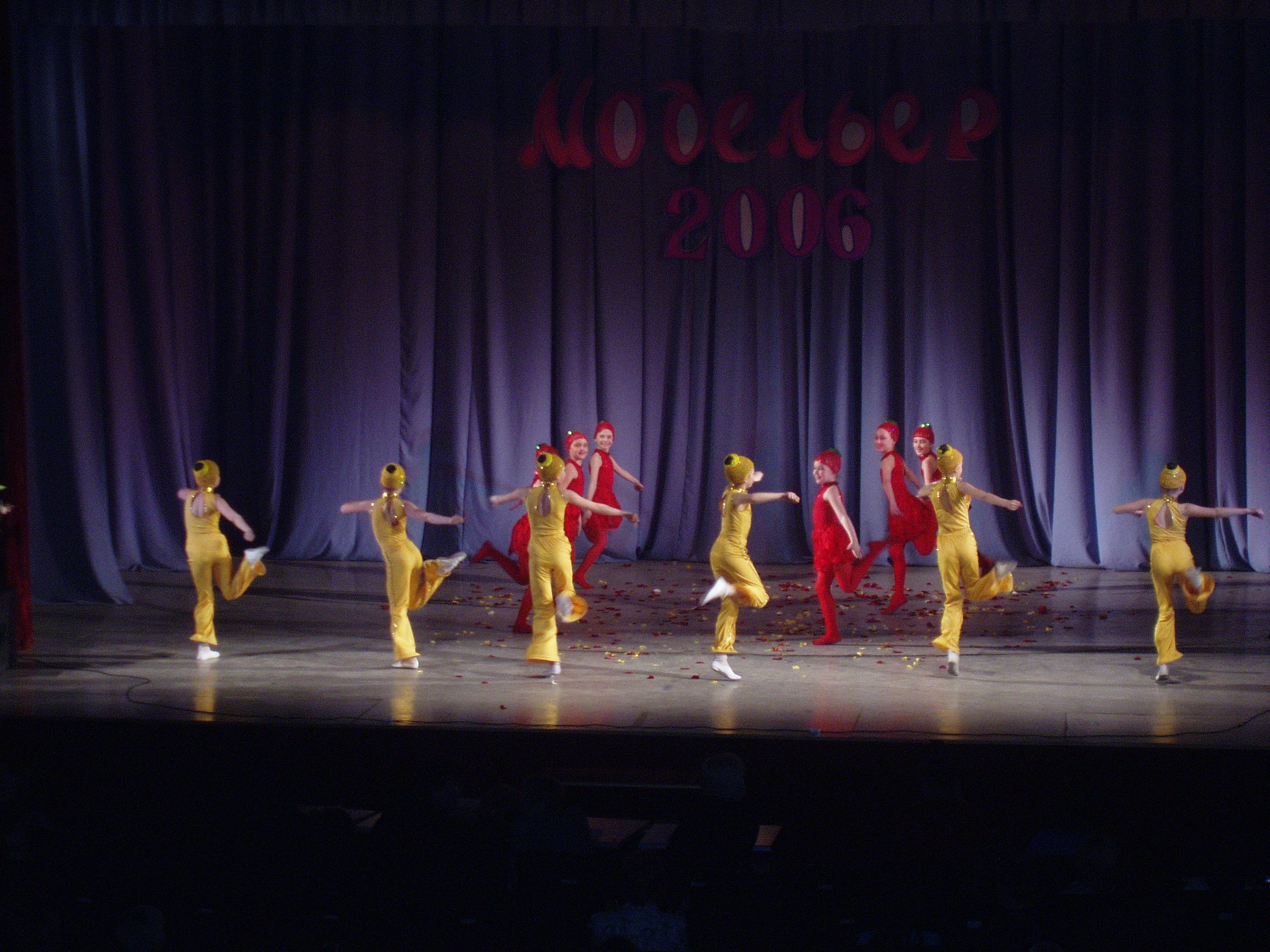 Катя танцы первое выступление 18.04.2006. Семейный, Свадебный фотограф СПБ Питер— Романова Екатерина