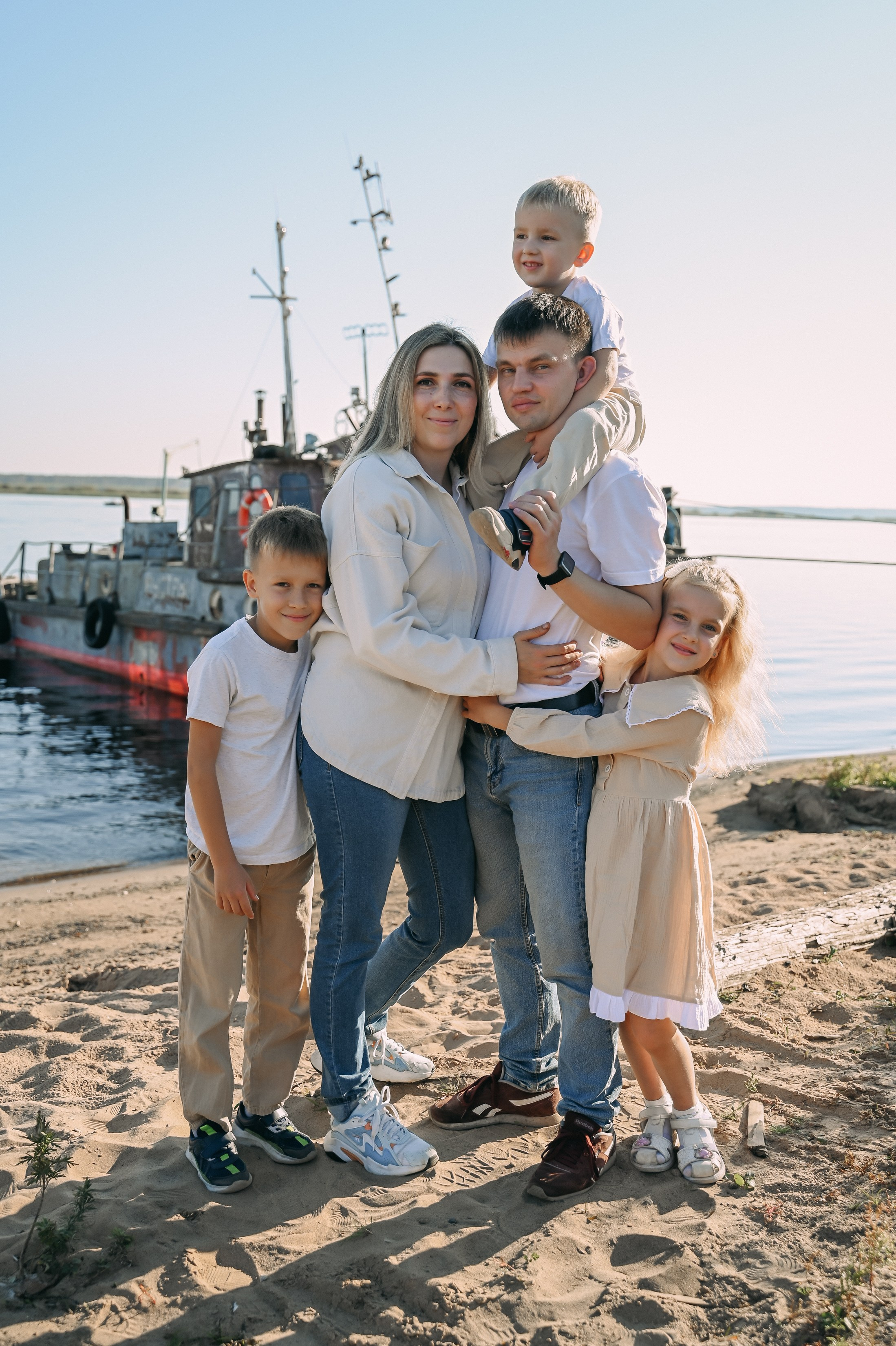 На берегу. Детский и семейный фотограф