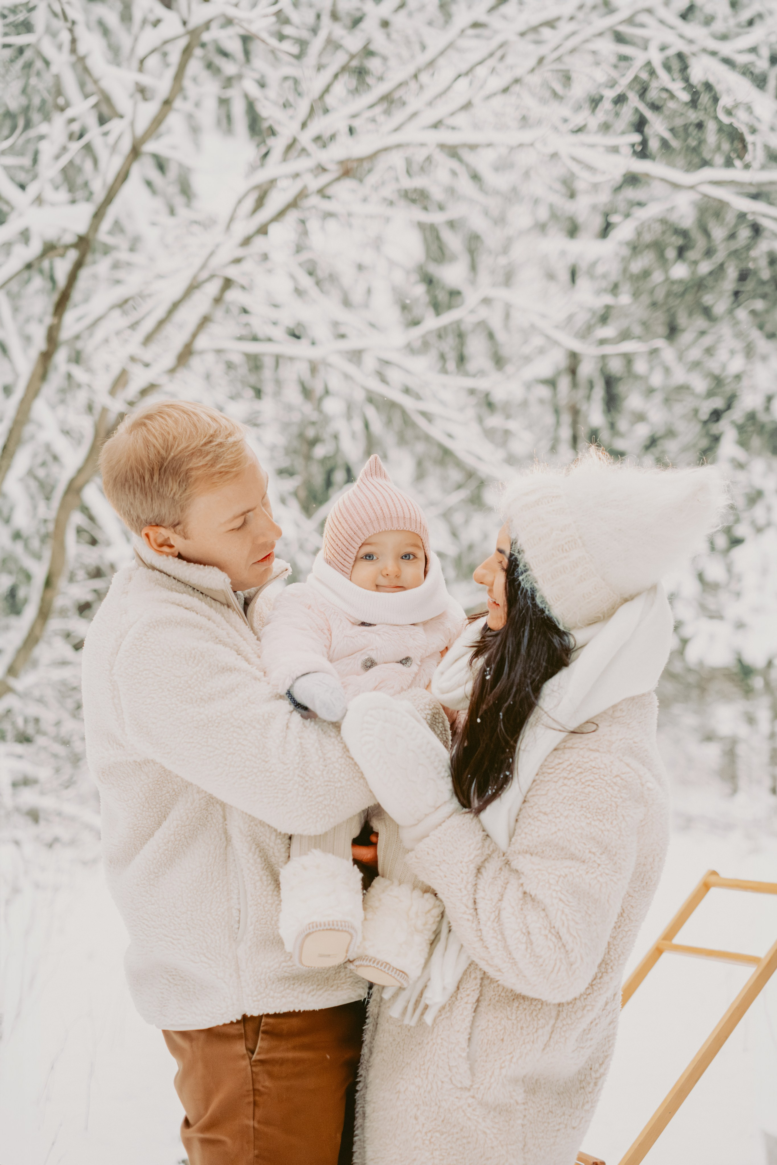 Зимняя история Яны, Леши, Мии и Фанты. Семейный и детский фотограф в Санкт-Петербурге