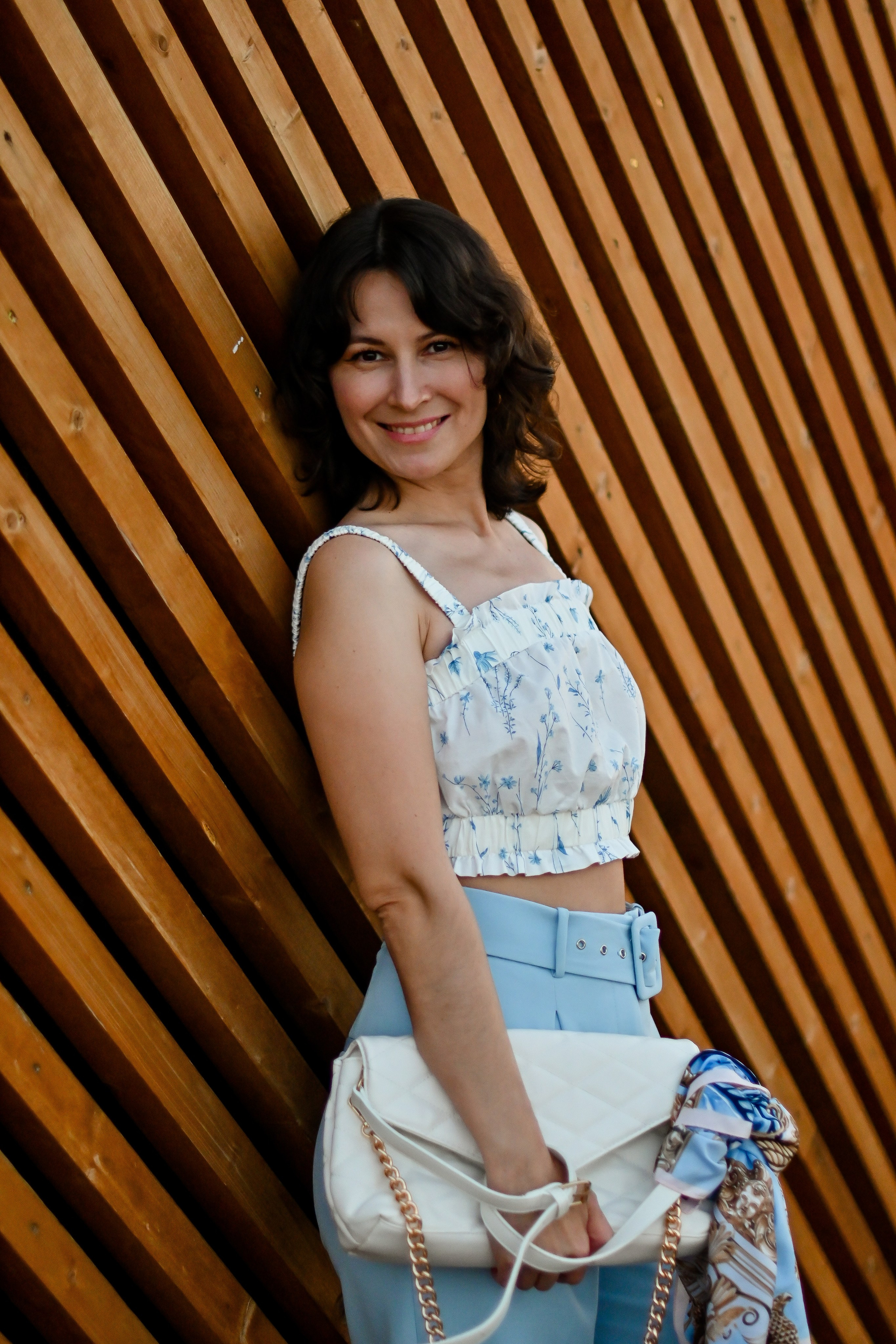 LUSYA. Фотограф для бизнесконтента, репортажей и семейного альбома в Москве