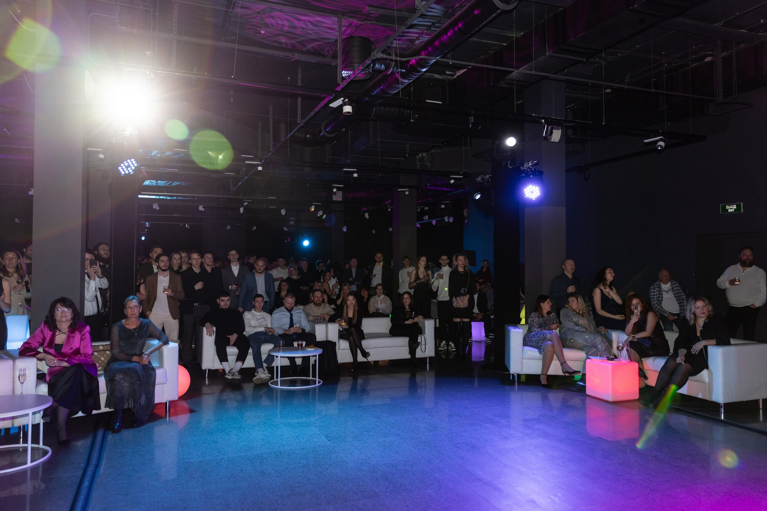 Квартирник МЕГАИС. Свадебный фотограф Москва