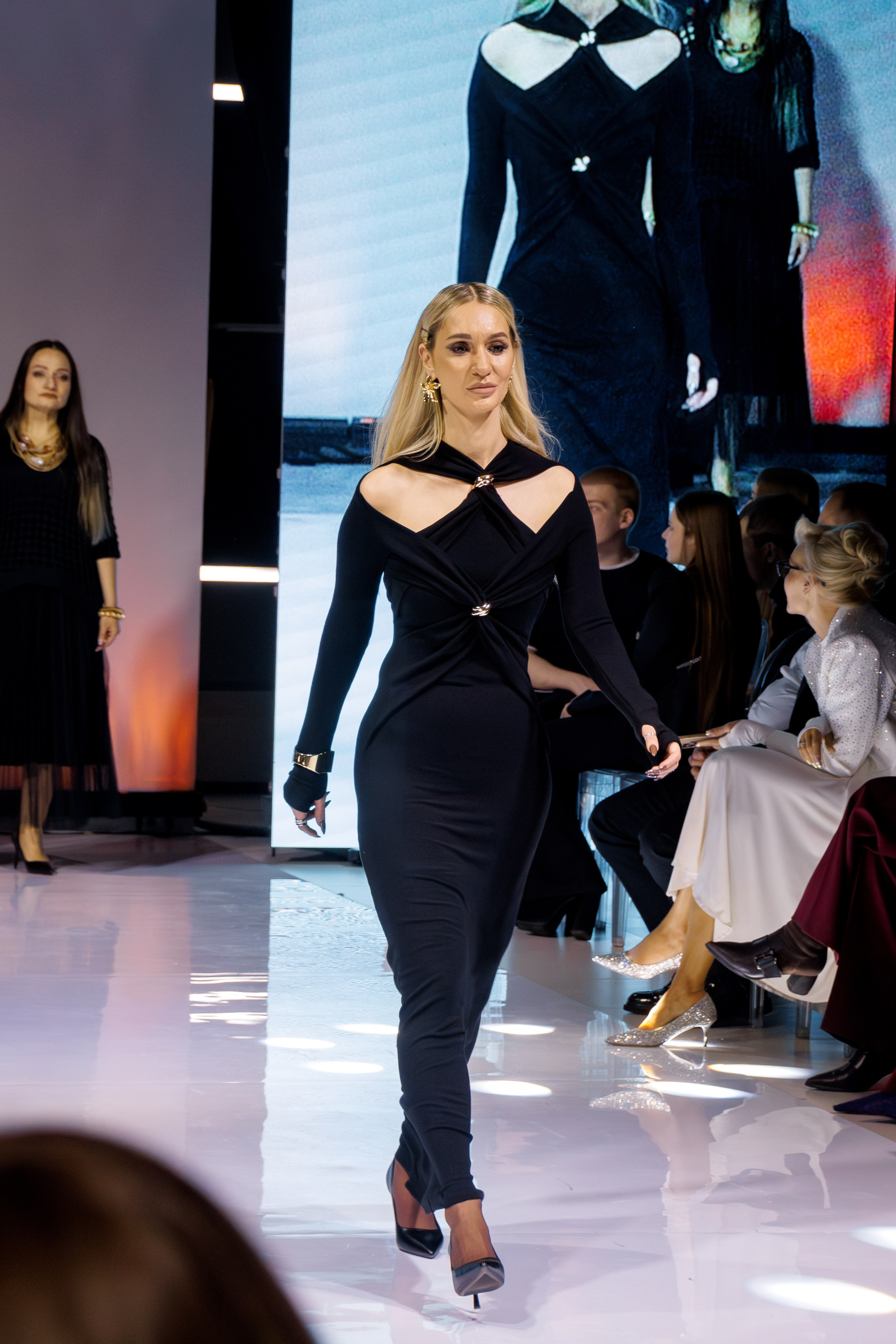 OMODA JAECOO FASHION FEST 2025. Свадебный фотограф в Иркутске Бобылев Никита