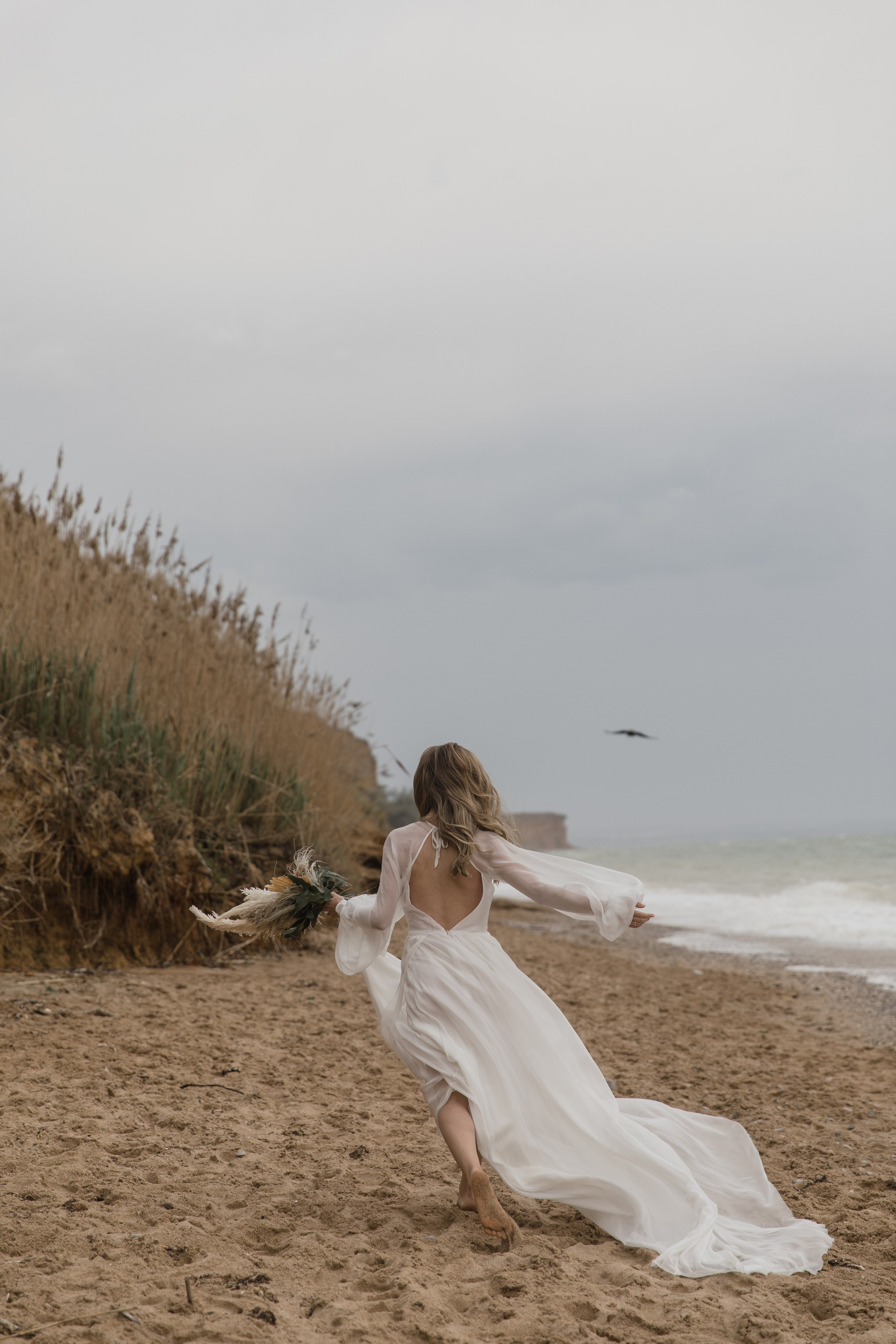 На берегу моря…. СВАДЕБНЫЙ ФОТОГРАФ В КРЫМУ И СЕВАСТОПОЛЕ