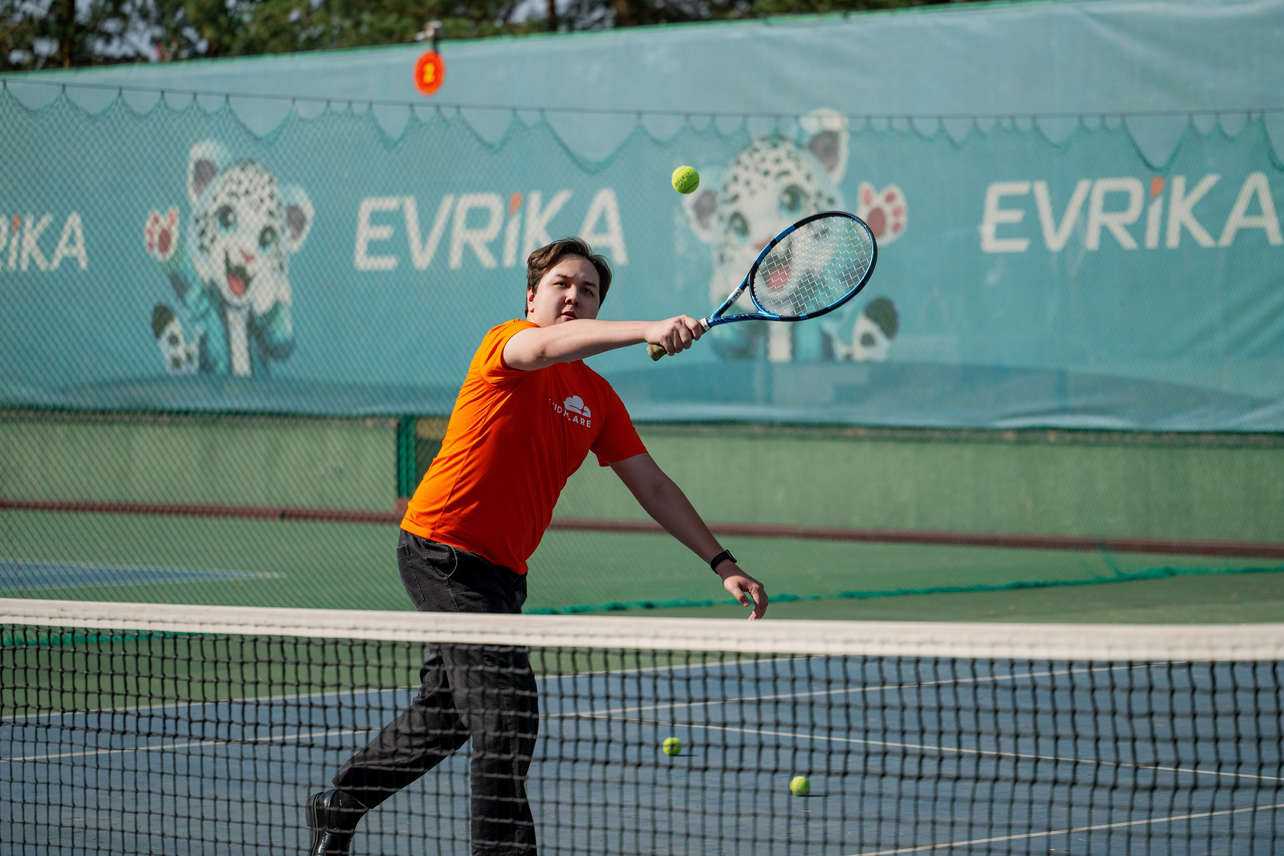 Конференция/Игра в тенис — BakoTech&Cloudfire. Фотограф в Алматы — Алексей Коньков | Репортаж, свадьбы, портреты