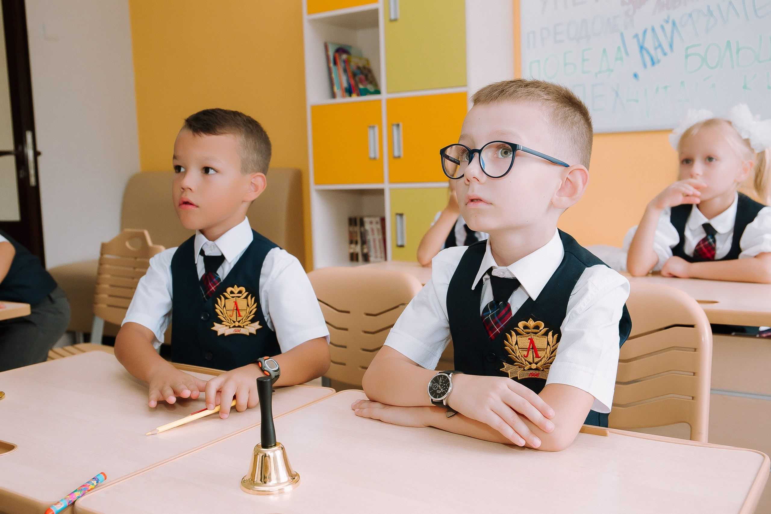 1 класс школа «Личность». Выпускные альбомы Натальи Бутко: Новороссийск, Анапа, Геленджик