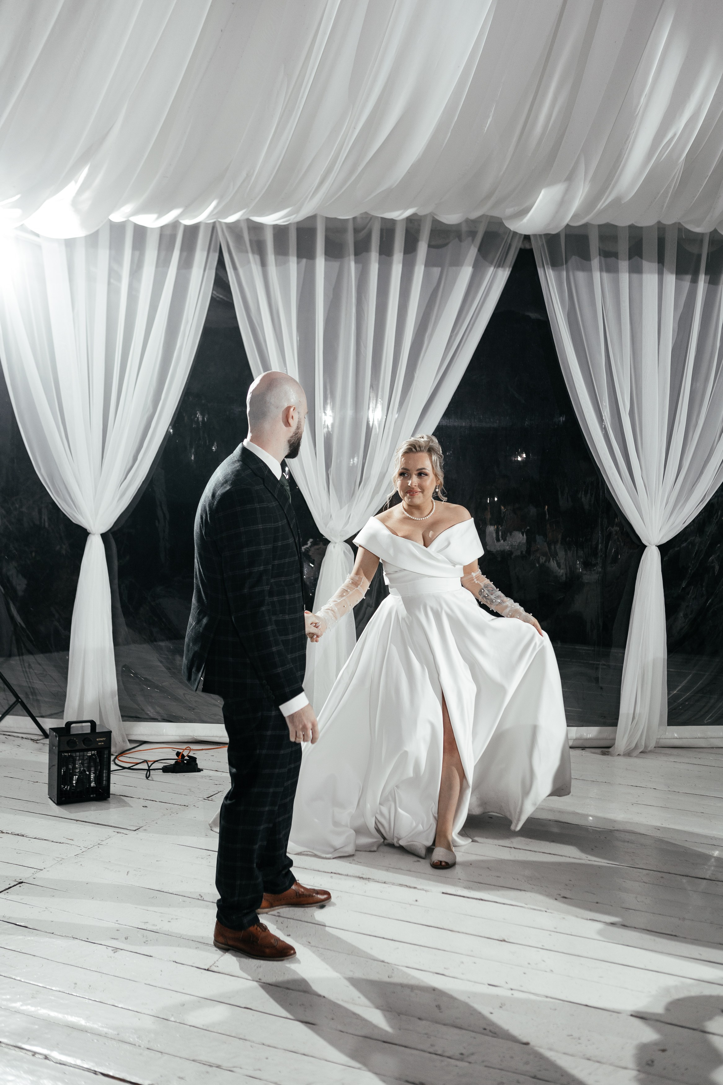 Свадебный фотограф Уфа — Руслан ГабдлисламовЖивые эмоции, красивые кадры, воспоминания на всю жизнь.Работаю по всей Республике Башкортоста. Свадебный фотограф Уфа Руслан Габдлисламов