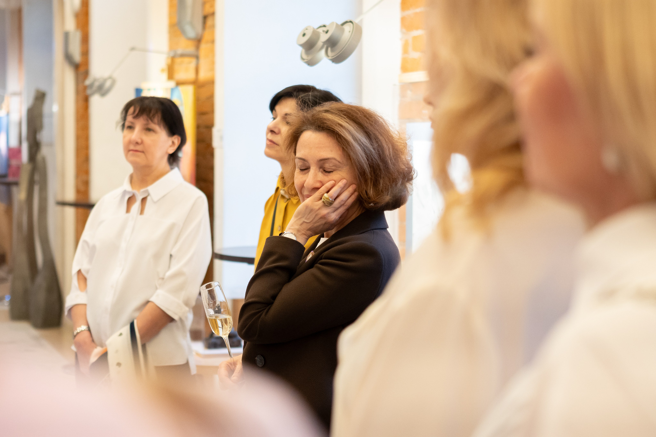 Выставка «Мы и Майя» — экскурсия и дегустационный ужин. Фотограф и видеограф в Москве Анна Матюхина