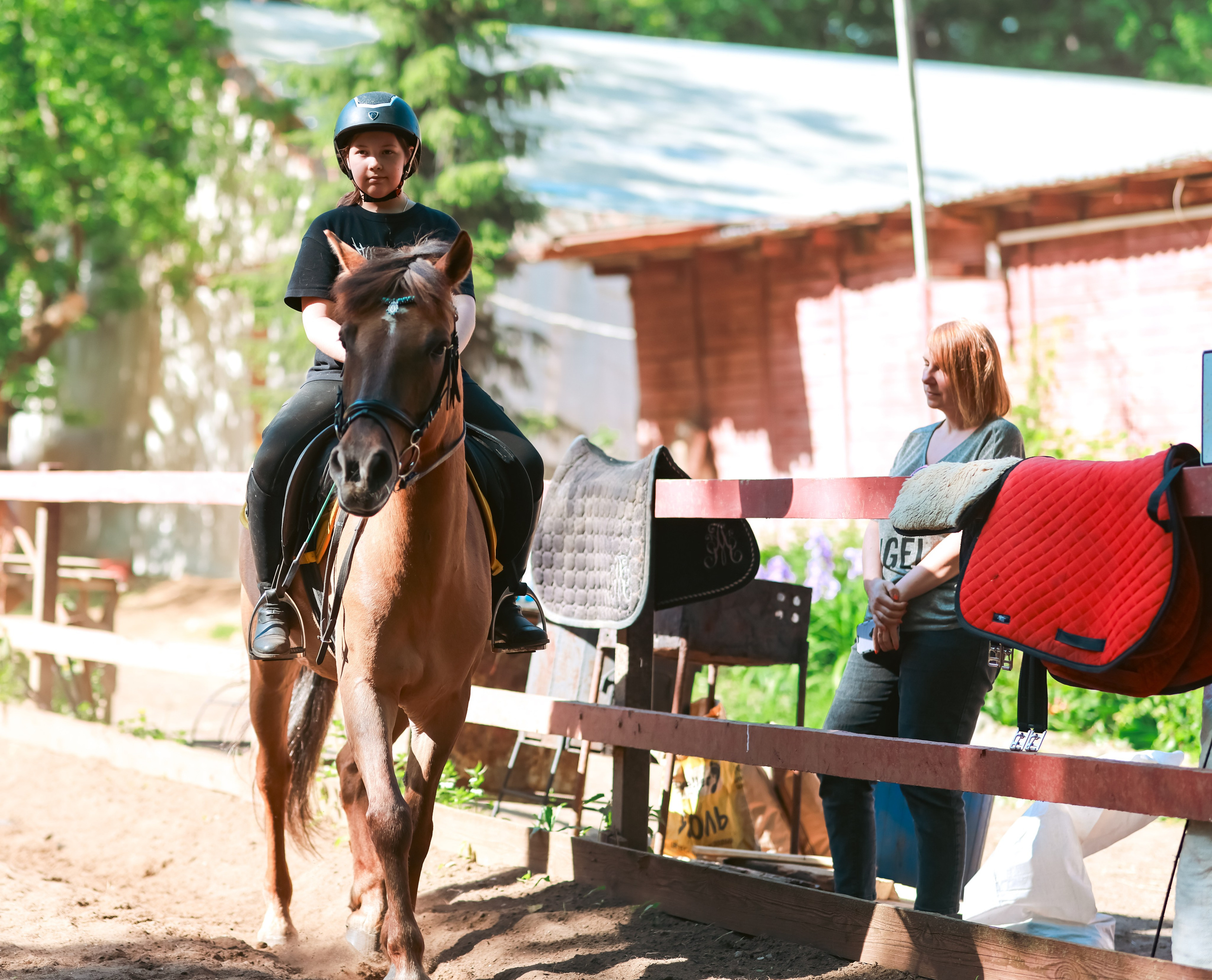 Корпоратив на конюшне. Фотограф репортажей и стритфотосессий в Москве Людмила Смирнова
