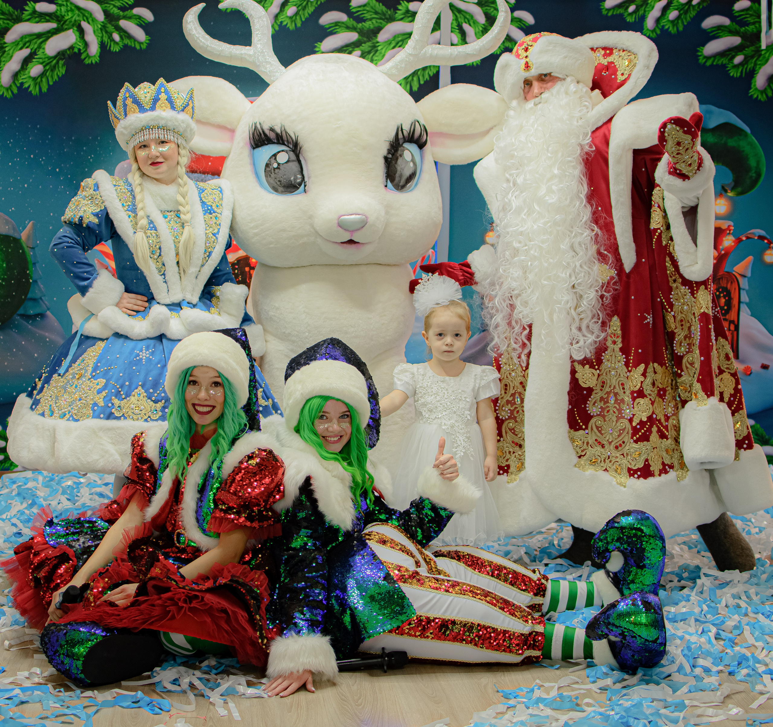 HAPPY NEW YEAR. Photokarish