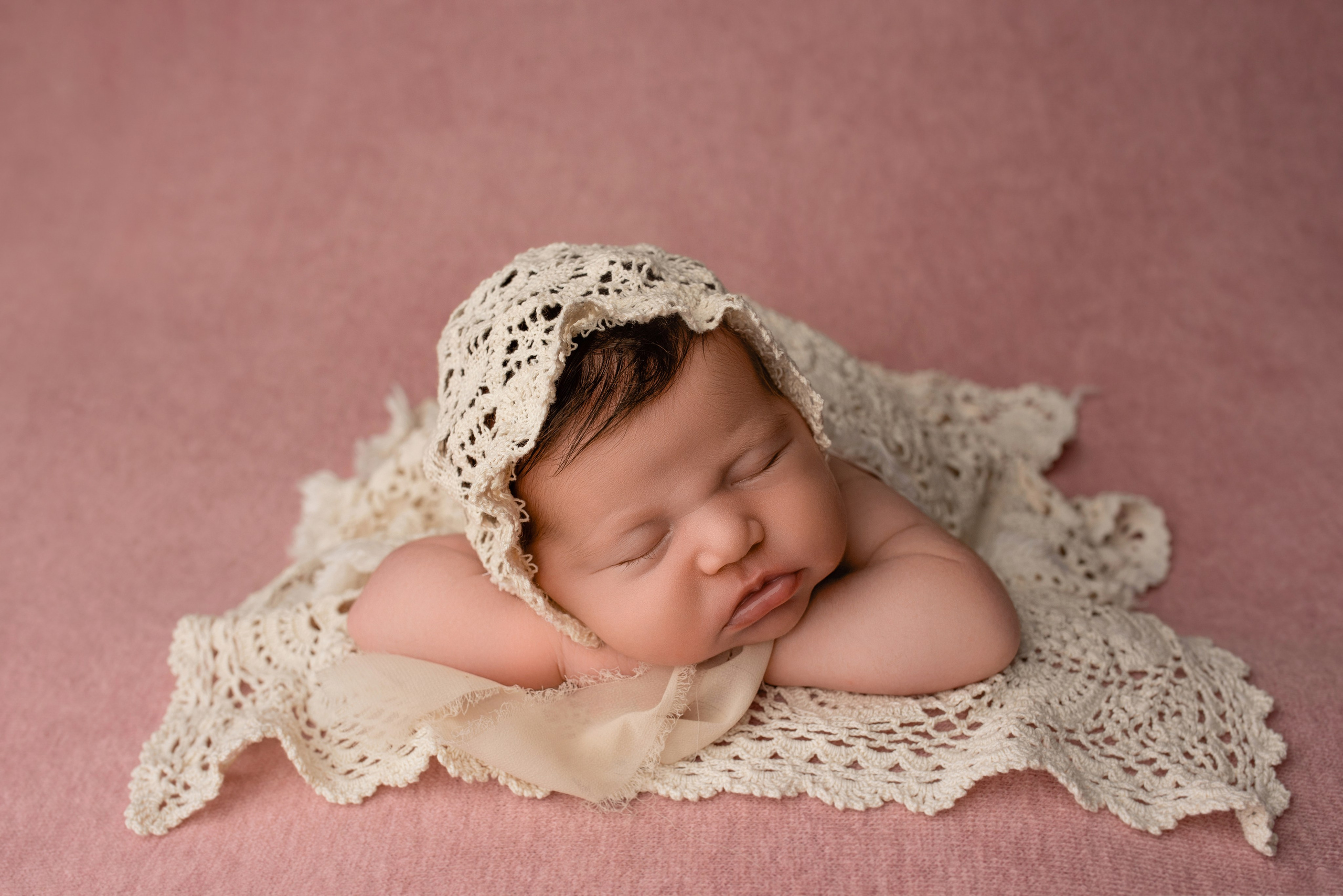 Новорождённые девочки. Детский фотограф новорождённых в Минске Боровик Екатерина