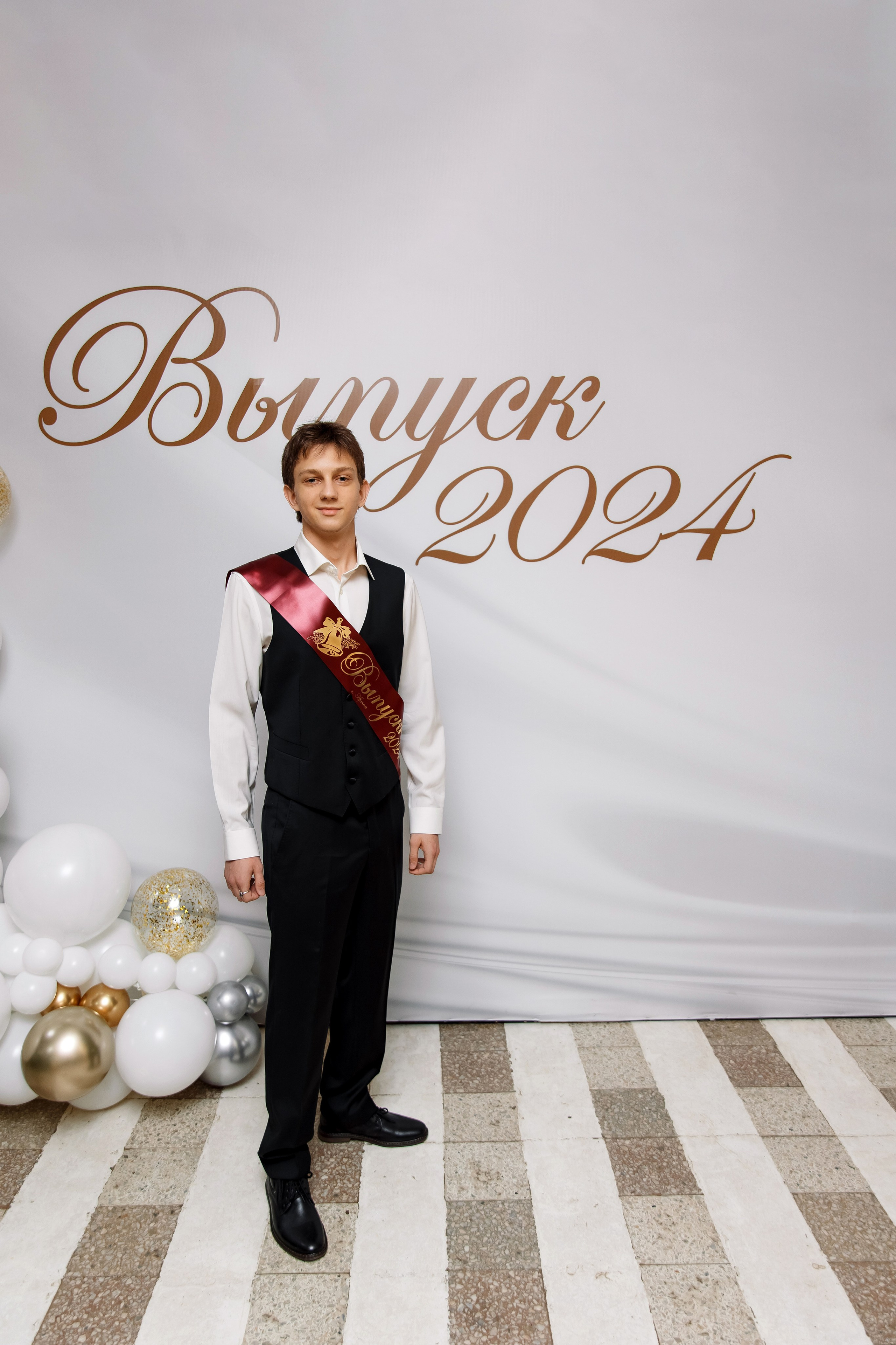 11 класс Последний звонок. Фотограф Любовь Корниенко, Примоский край