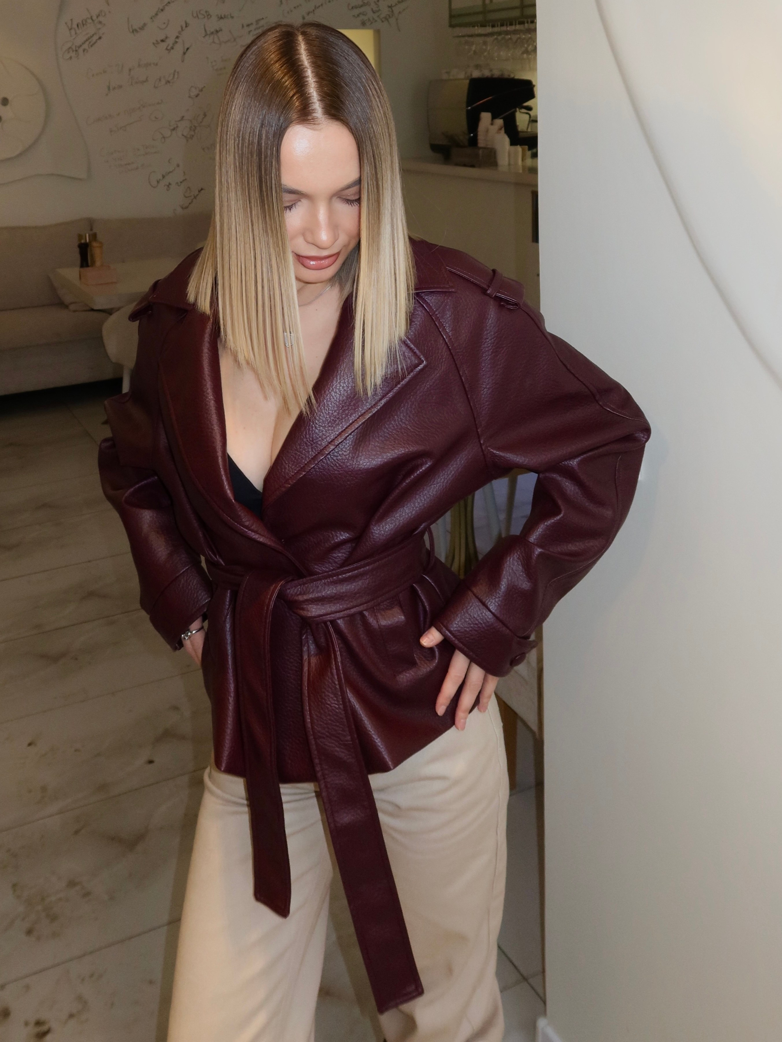 Кейс: Куртка. Модель: Виктория Н. LUNAPRO Дом стильных, сборных и индивидуальных съемок для брендов