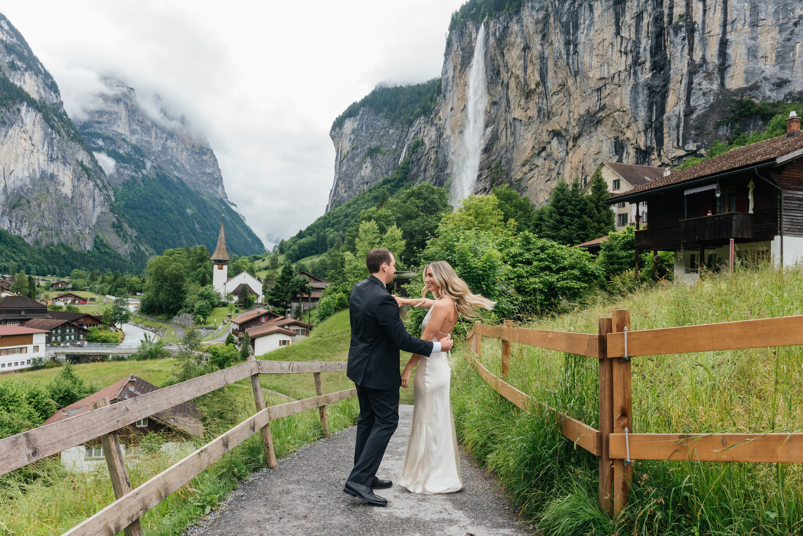 Mary & Danny (Lautebrunnen, Suisse). Photographe en Suisse et en Europe Anna Alekseenko