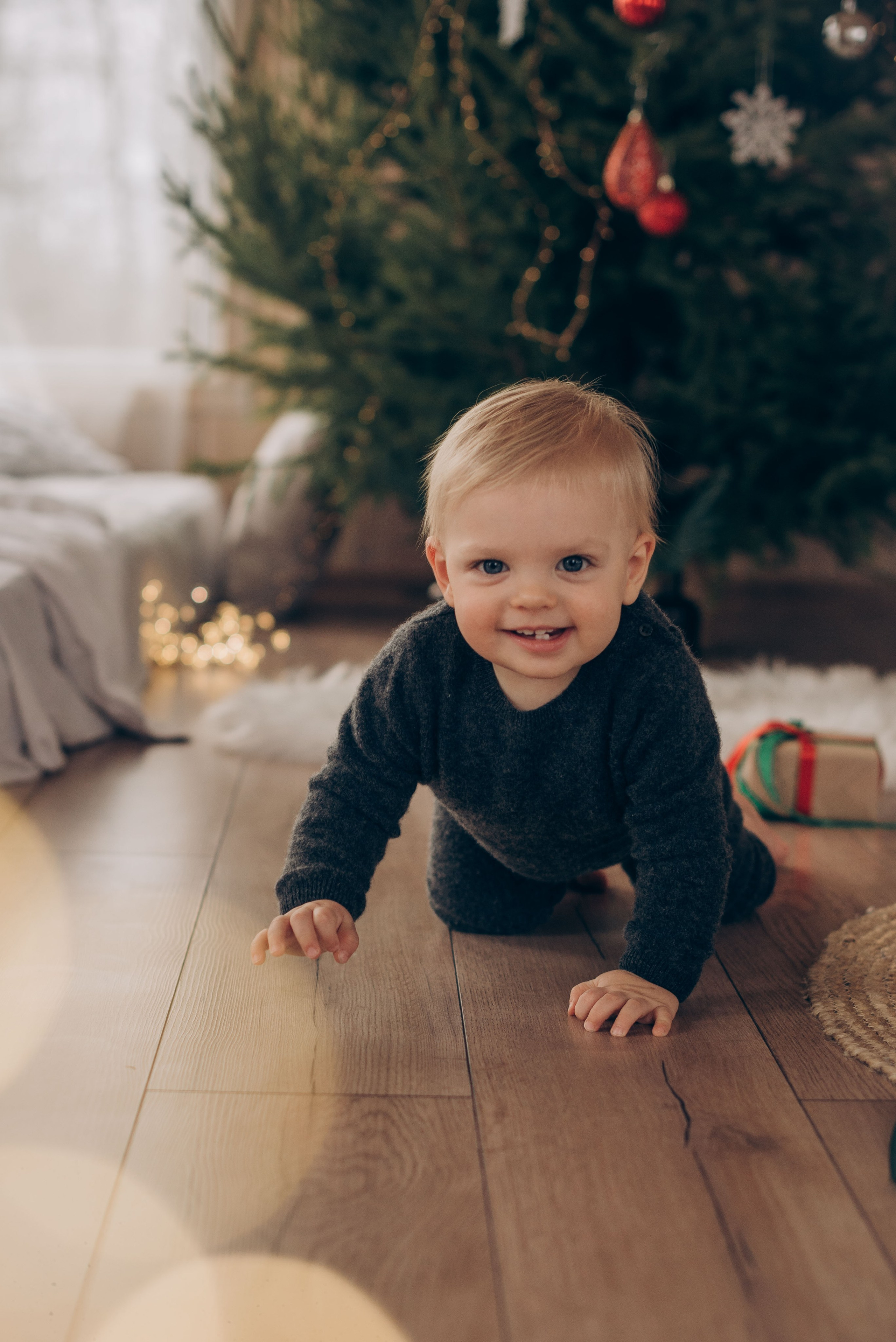 Семейная новогодняя фотосессия в студии. Семейный фотограф в Домодедово и Москве Елена Пичугина