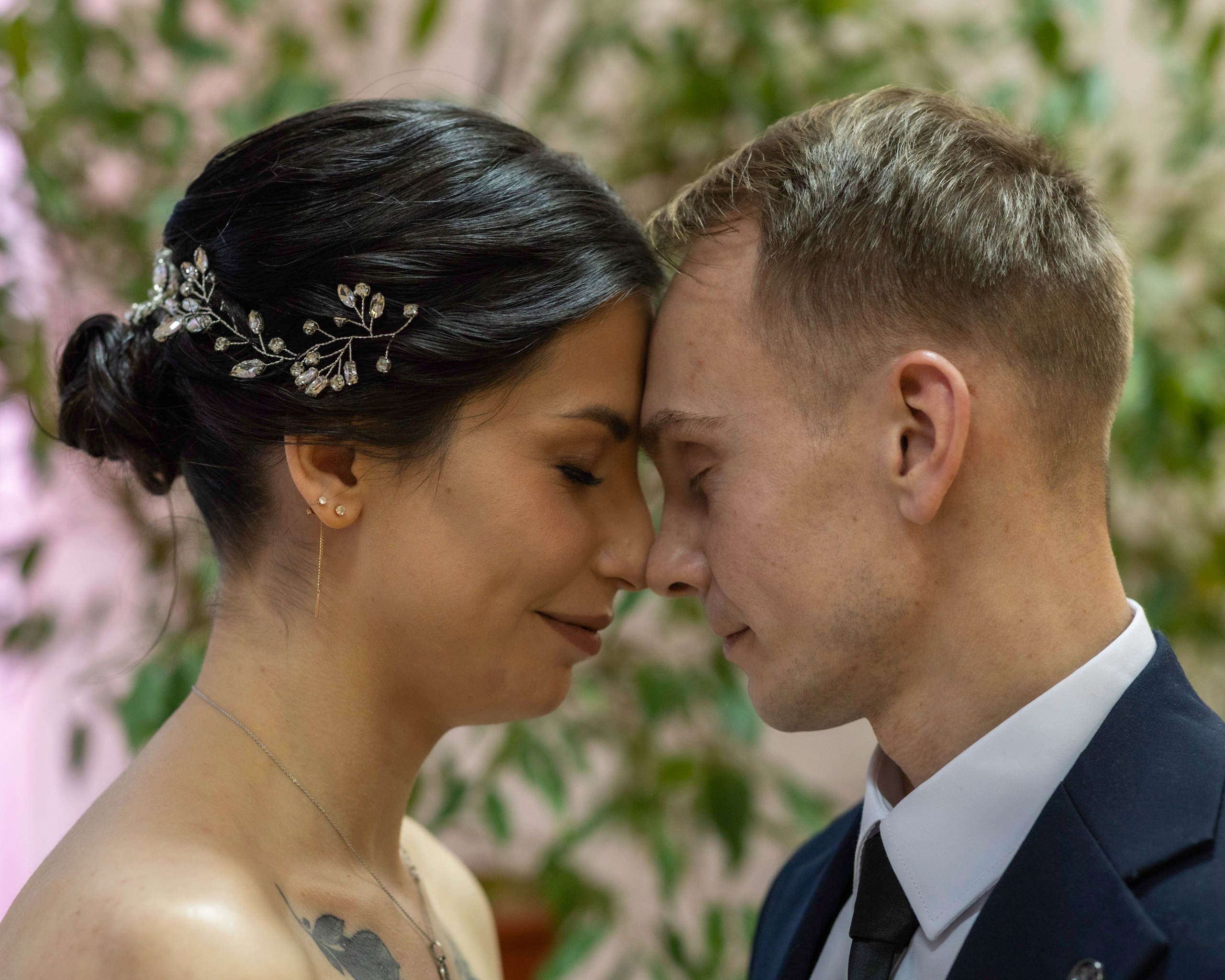 Свадьба, роспись в ЗАГСе, венчание, крещение, выписка из роддома — фотосъёмка. Визуальная упаковка брендов и проектов через фото и видеопроизводство