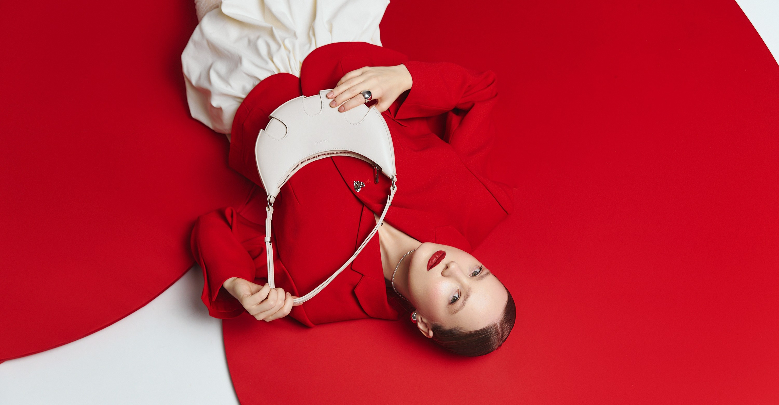 Имидж для MILBAG. Кристина Гаврик, ваш коммерческий фотограф