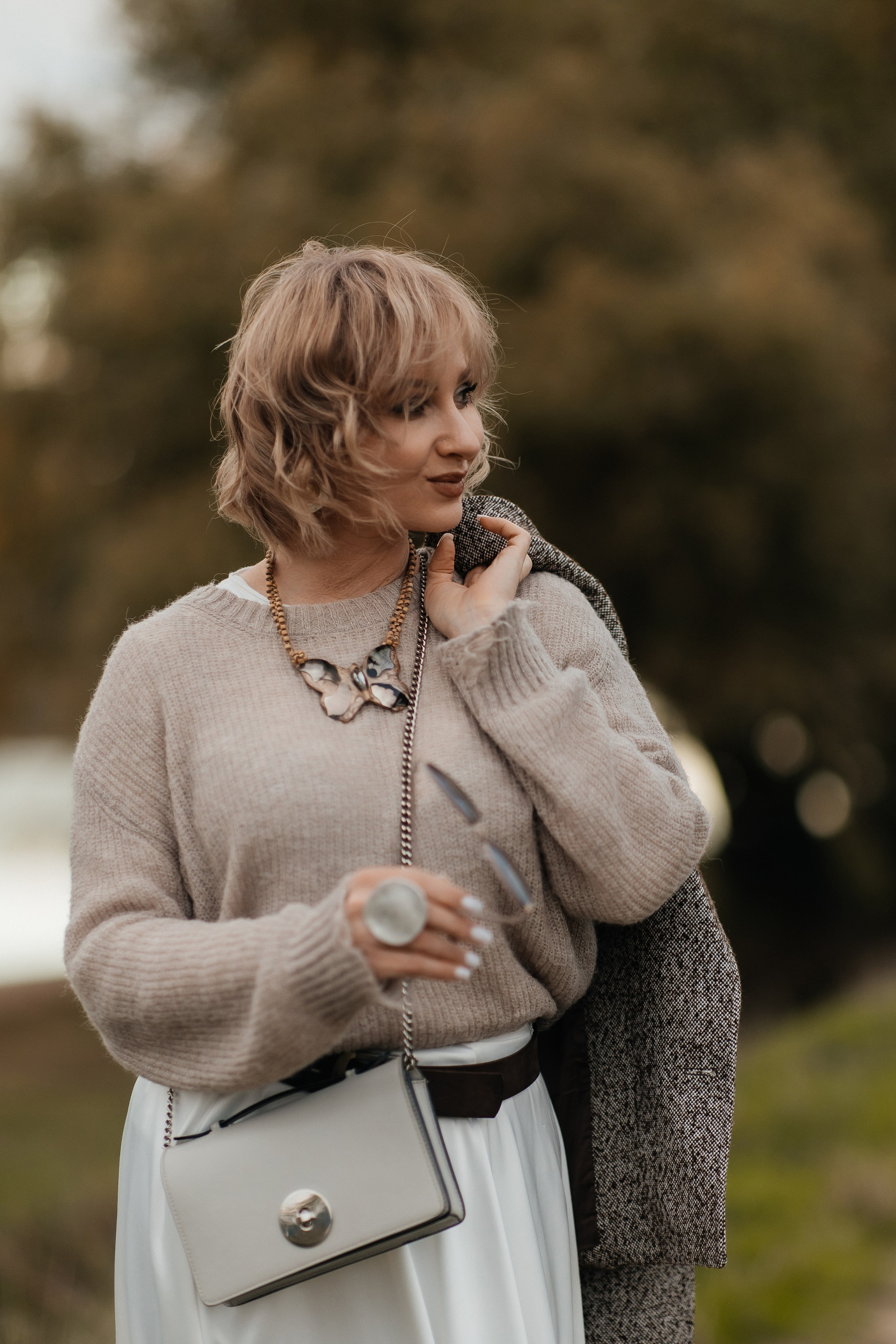 Маша и осень