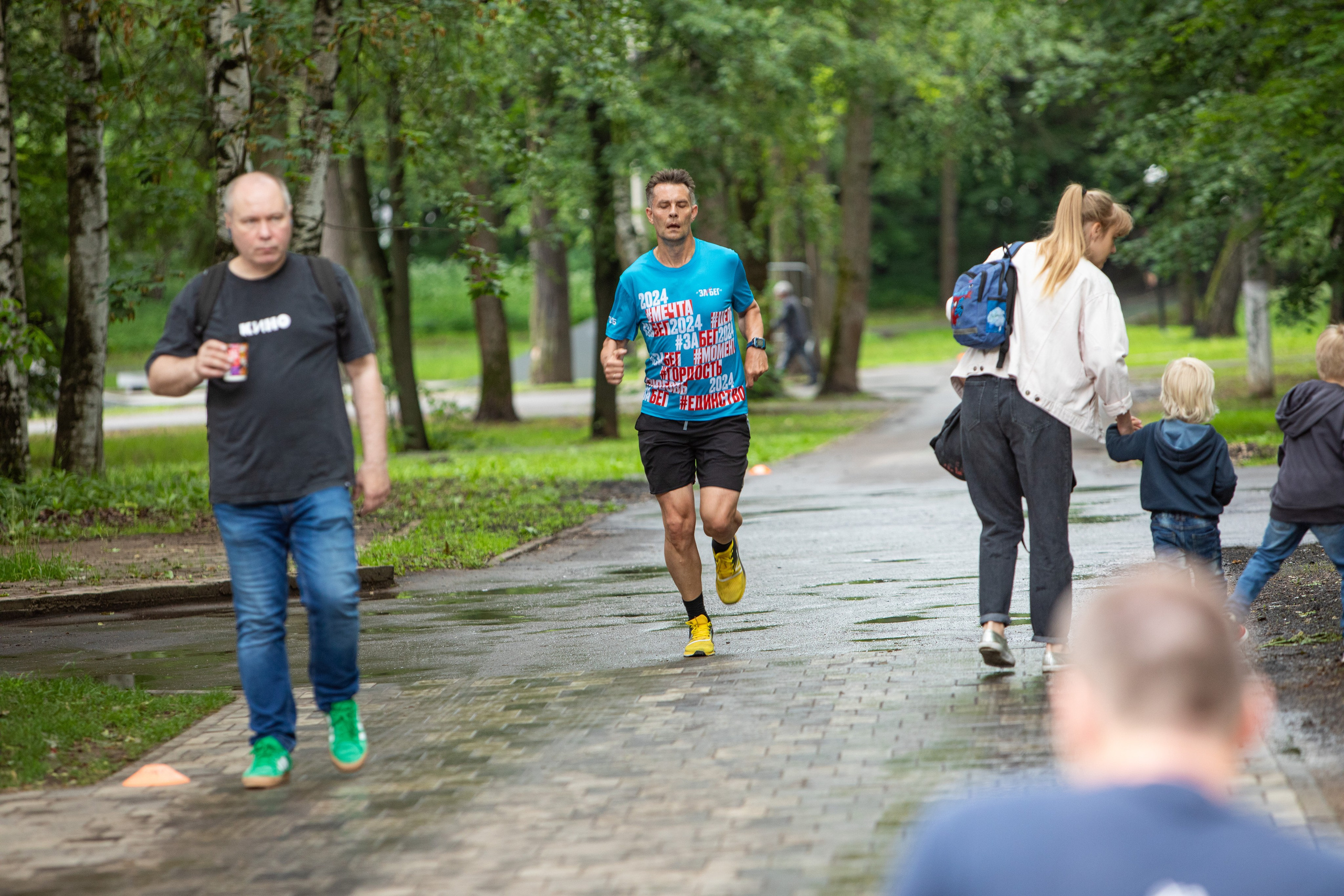 5 вёрст в Химках в День России, 12.06.24. Фотограф Сергей Ловкий