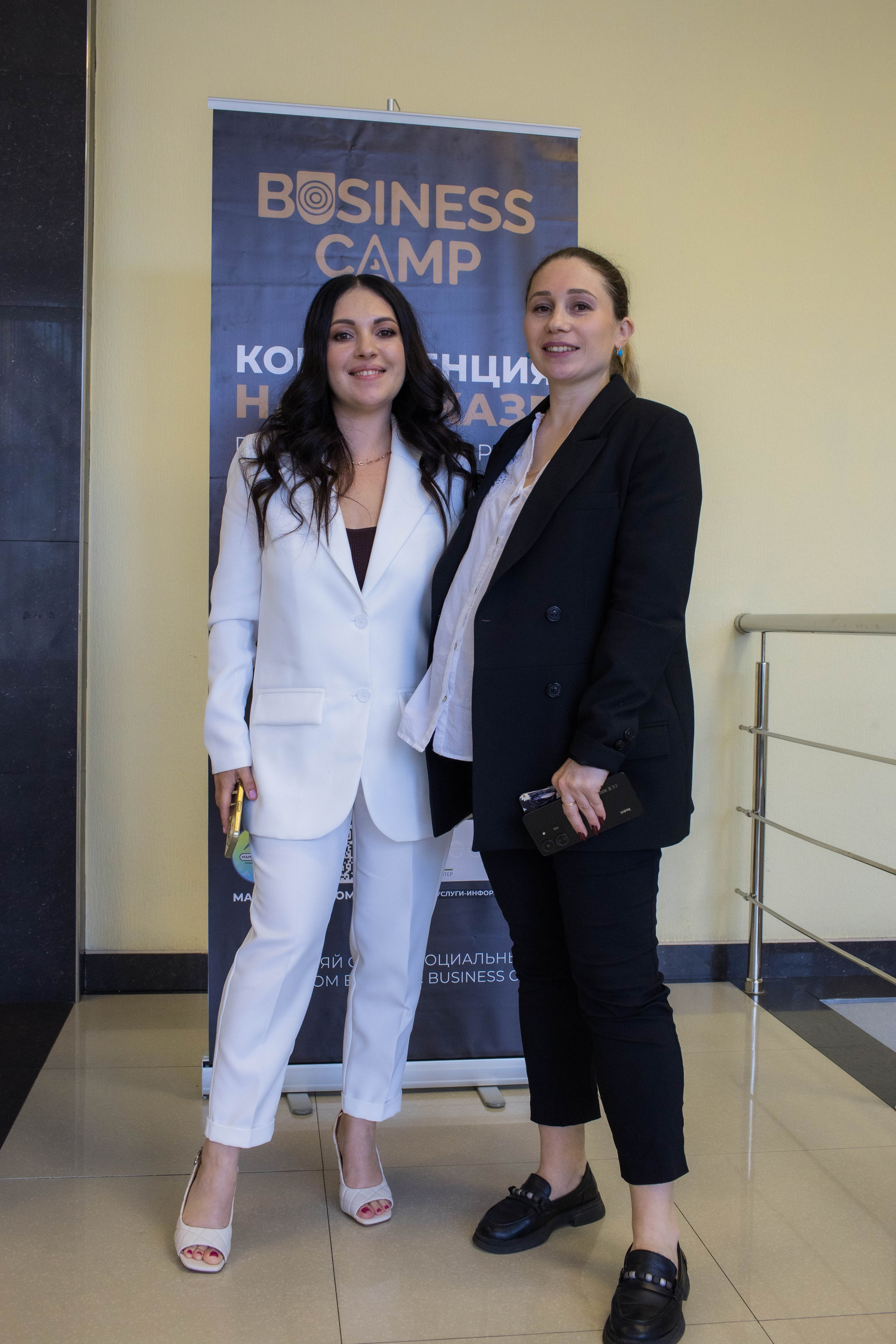 КОНФЕРЕНЦИЯ ПО ПОСУТОЧНОЙ АРЕНДЕ. Медиапродюсер, фотограф в Минеральных Водах —Виктор Холодов