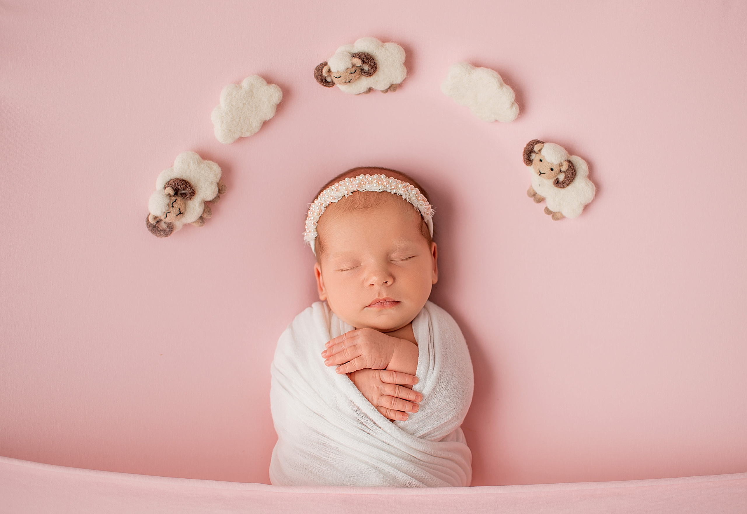 Фотосессия новорожденных Краснодар. Фотограф новорожденных Краснодар Малышенко Надежда