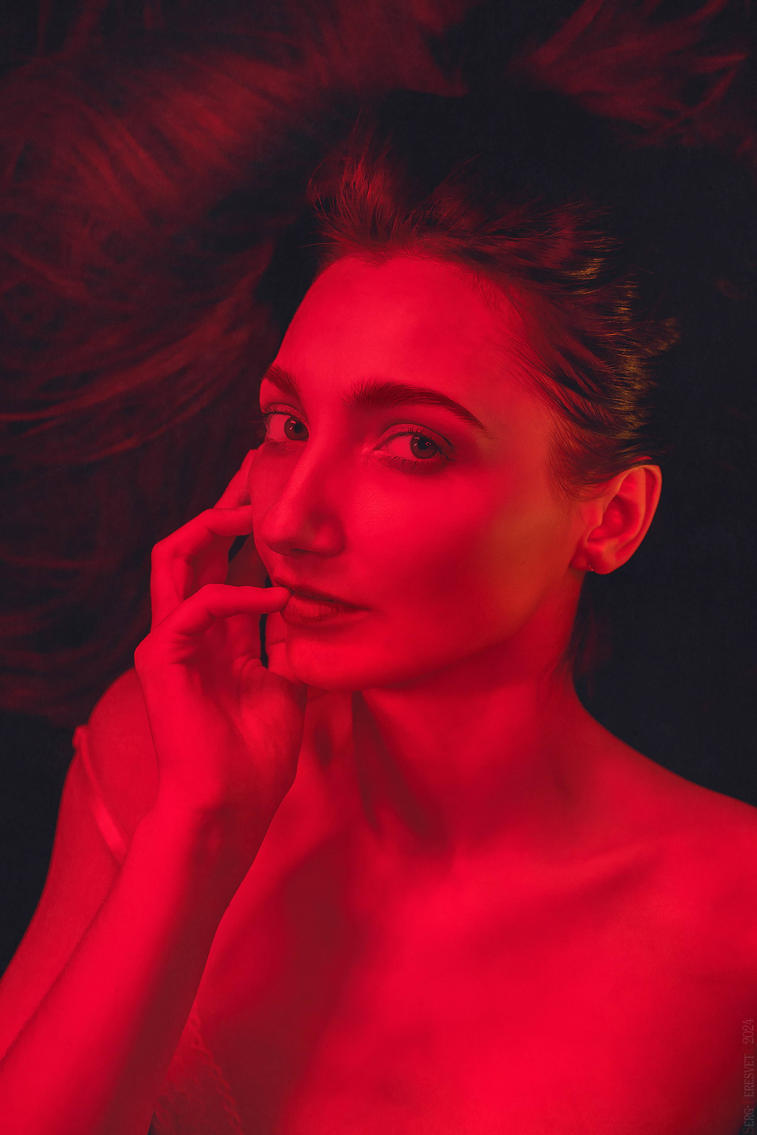 ЧБ и монохромные портреты. Ваш фотограф на праздник в Москве, Раменском, Жуковском, Люберцах