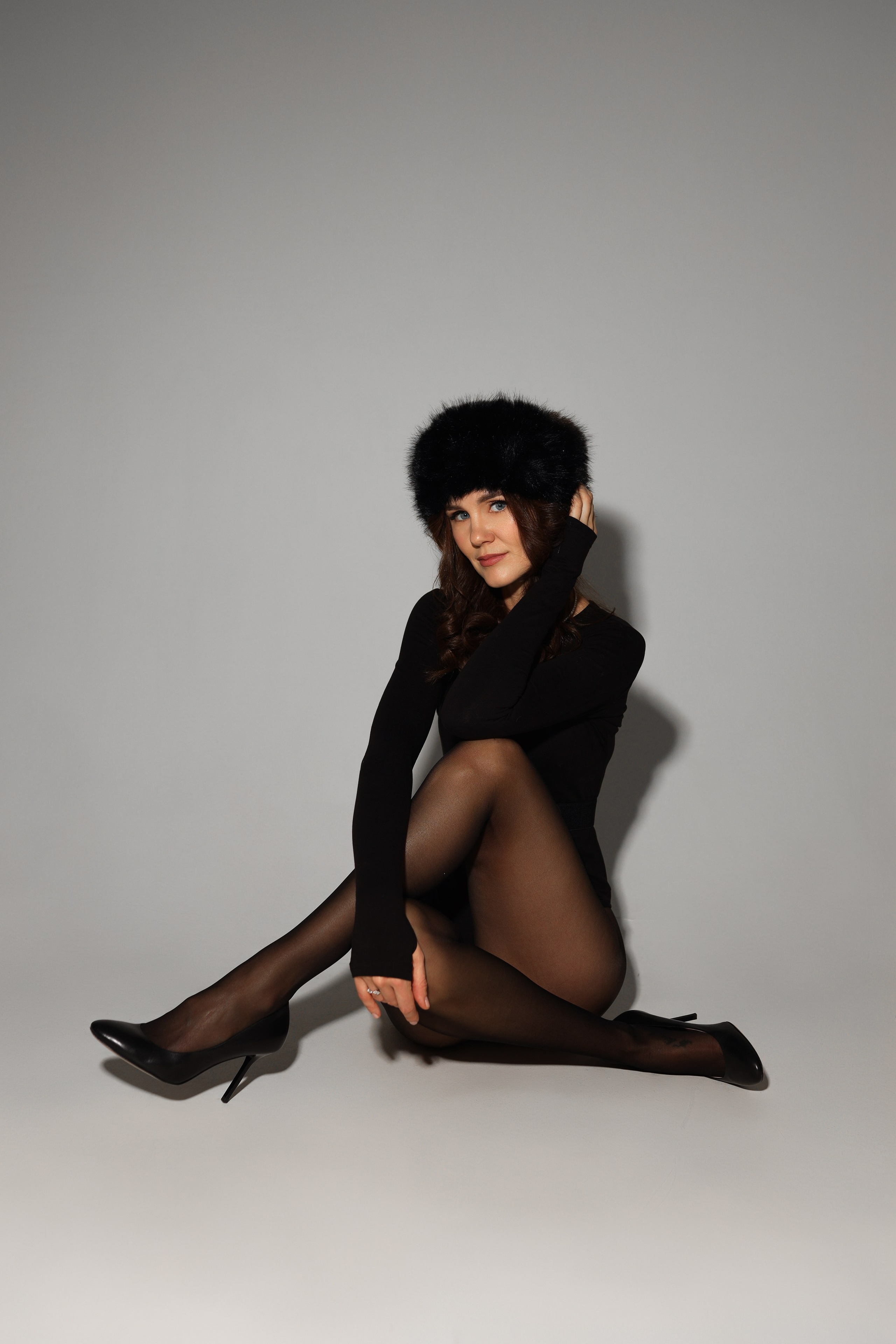 Алёна (на циклораме). Фотограф в Москве Юлия Хамзина