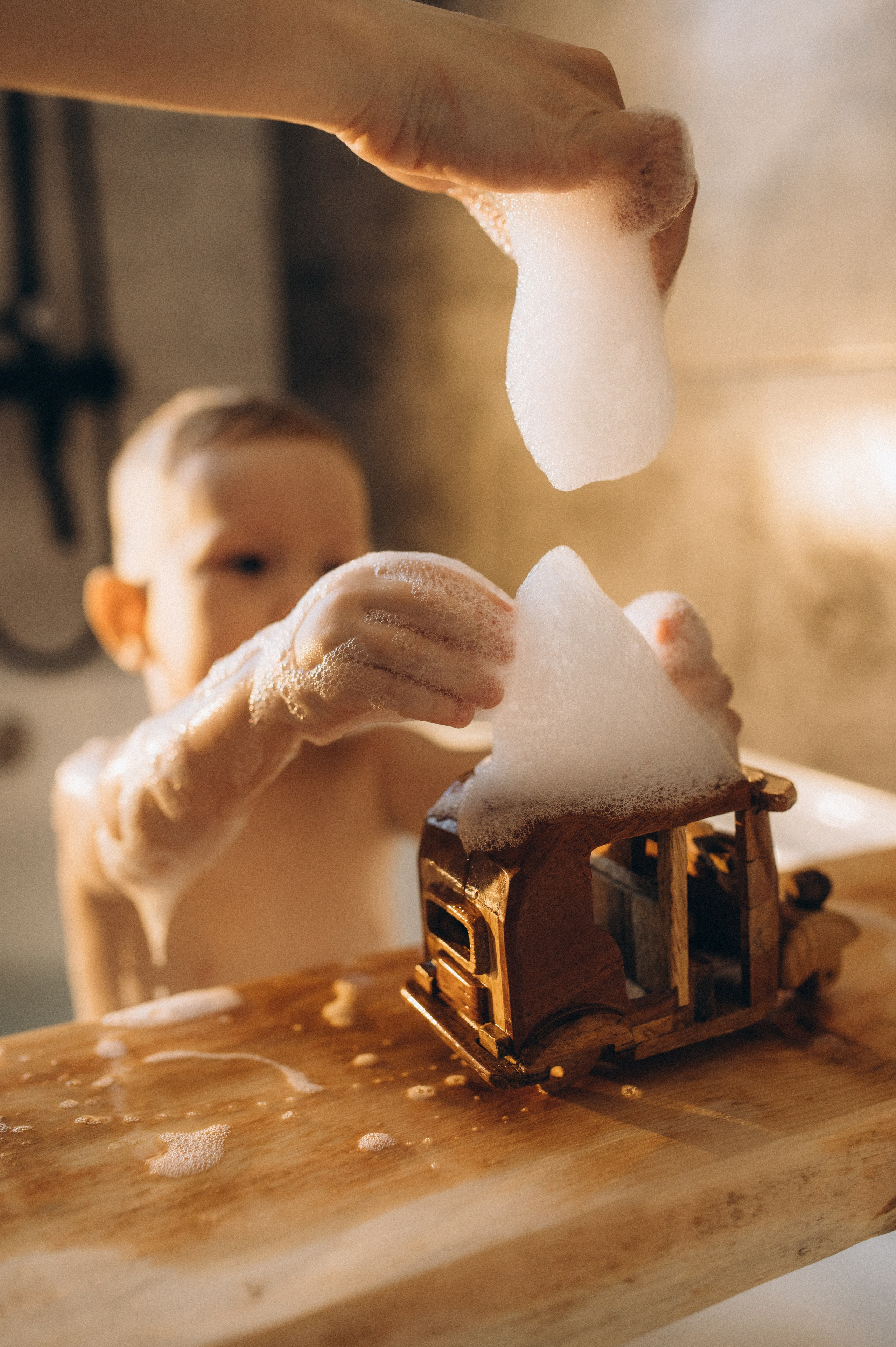 Съемка купания ребенка. Семейный фотограф в Новосибирске Женя Индрикова