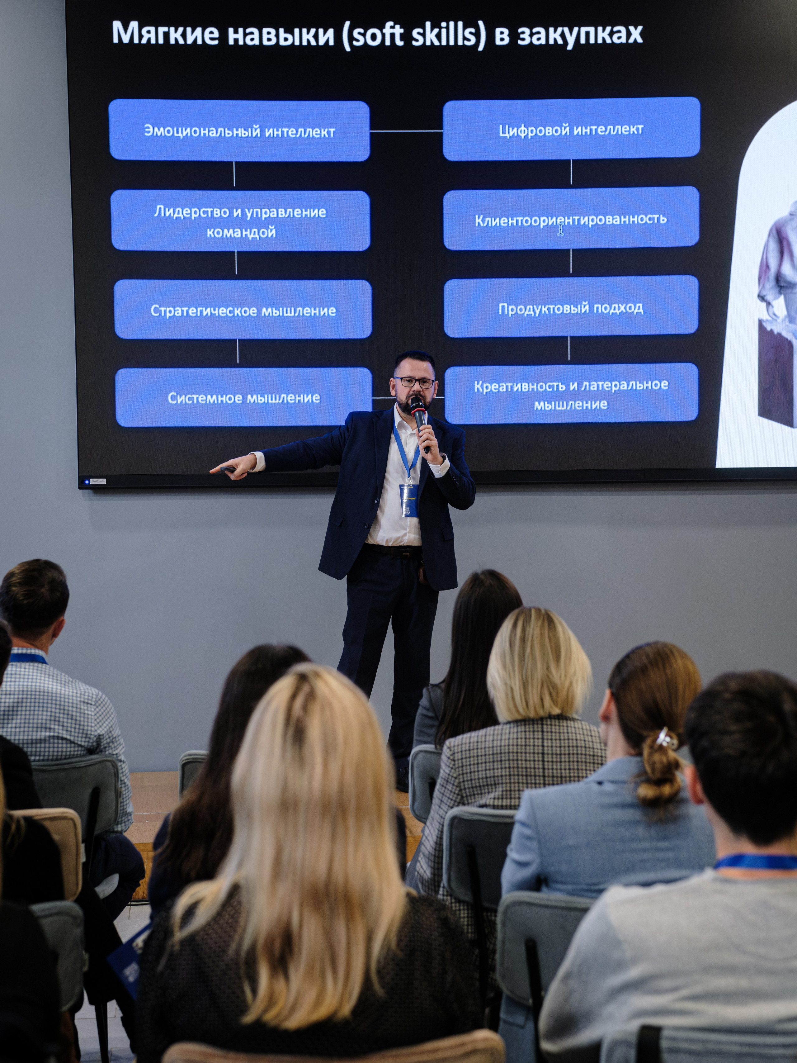 METRO. Репортажный и портретный фотограф в Москве Илья Спиридонов