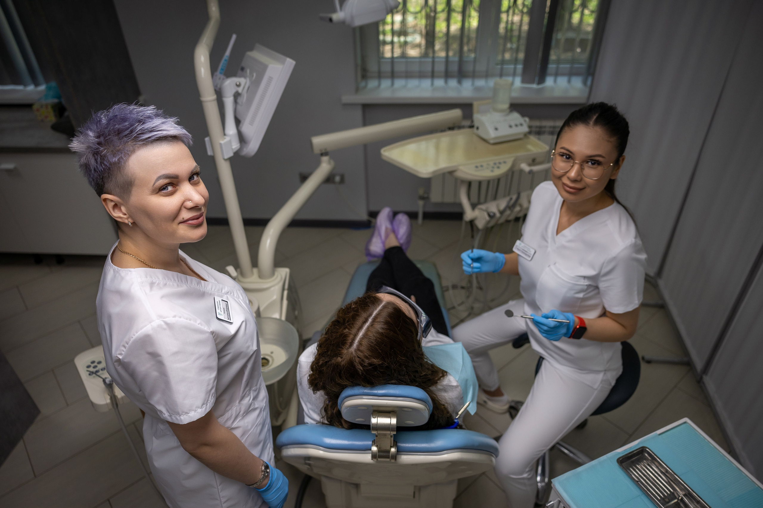 Съемка контента для стоматологии, фото сотрудников, интерьер. Свадебная, репортажная и бизнес съёмка в Ростове-на-Дону