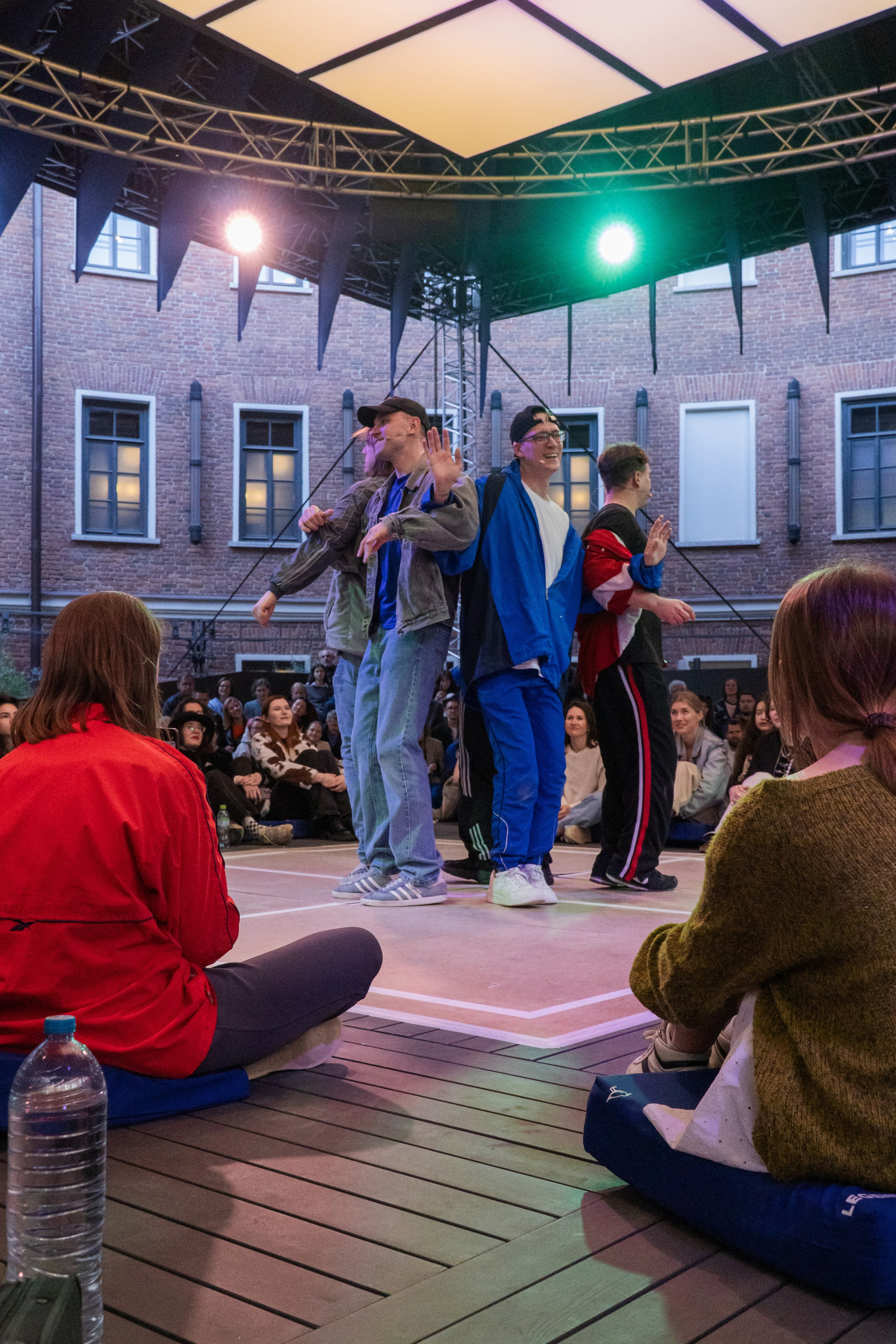 Квадрат: badtheatre. Фотограф в Санкт-Петербурге Авдотья Благовещенская