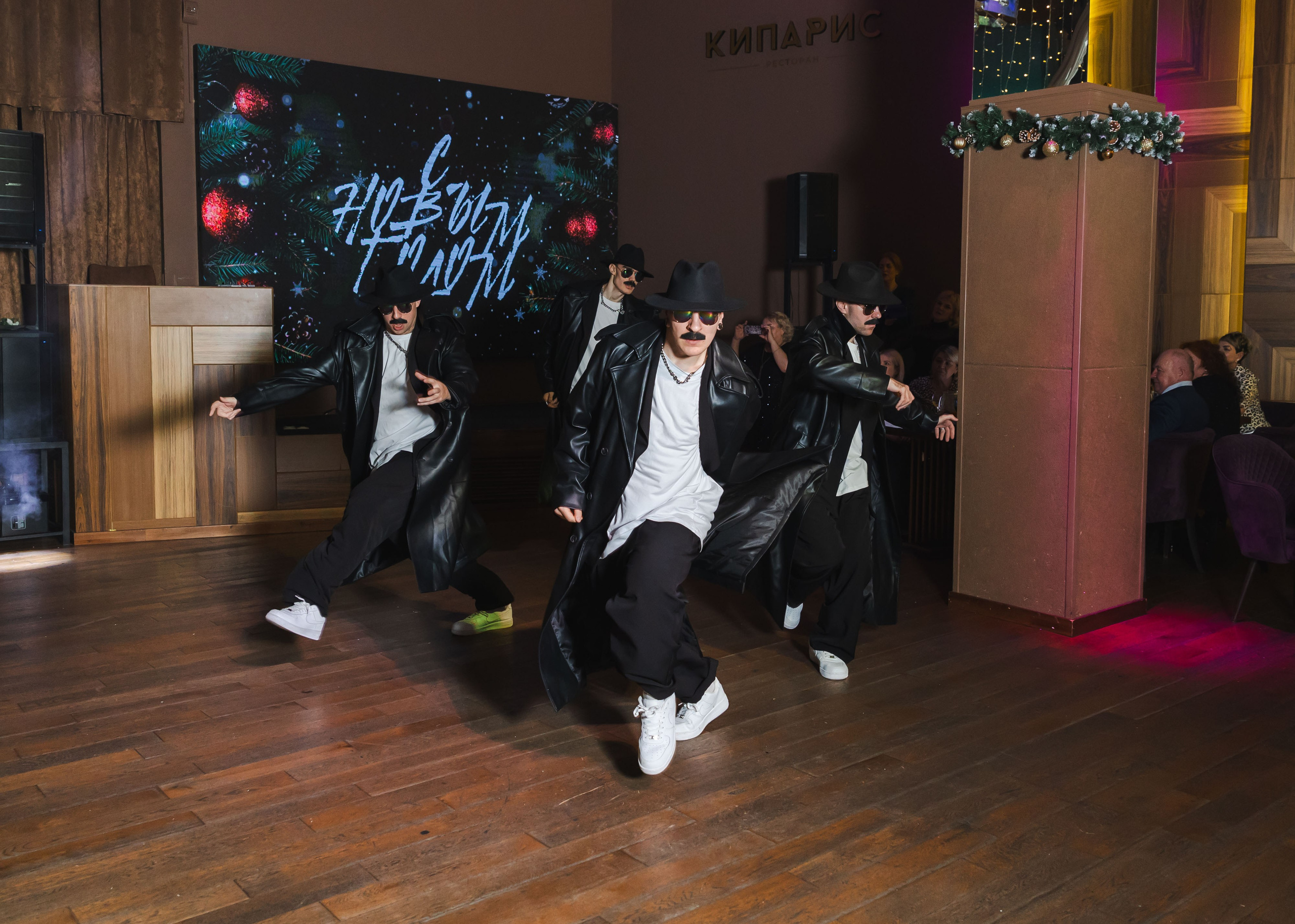 Предновгодка Кипарис 2024. ФОТОГРАФ ВИНОГРАДОВА ДАРЬЯ