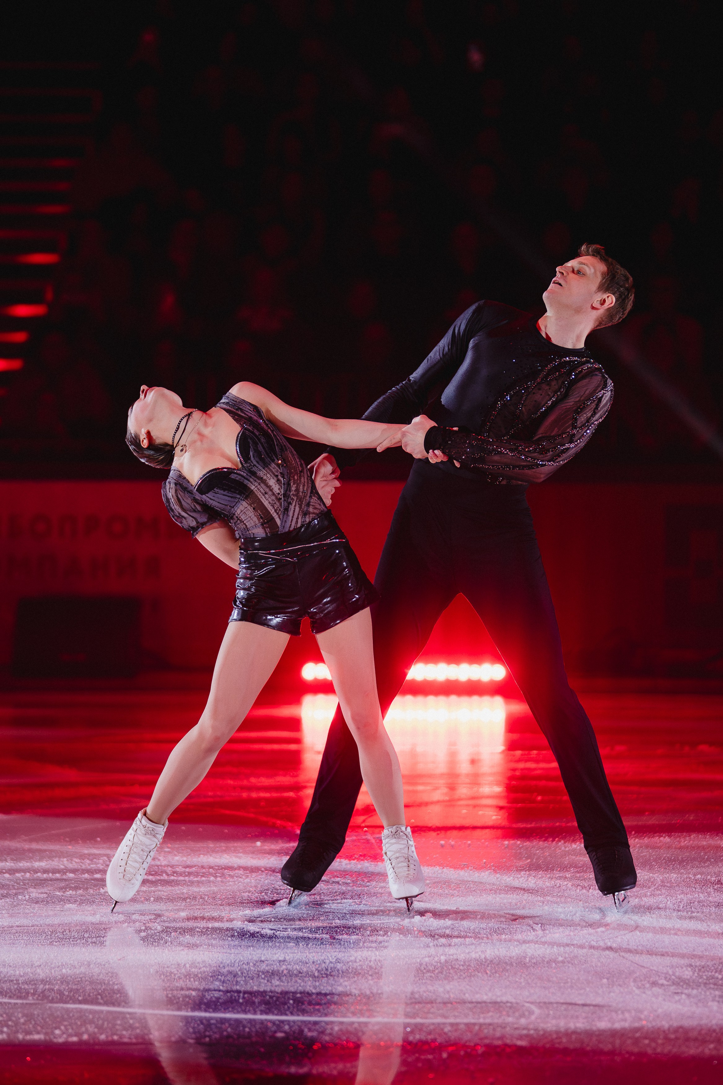 Шоу Этери Тутберидзе в Новосибирске. Воробьева Ксения — Спортивный и танцевальный фотограф Новосибирск