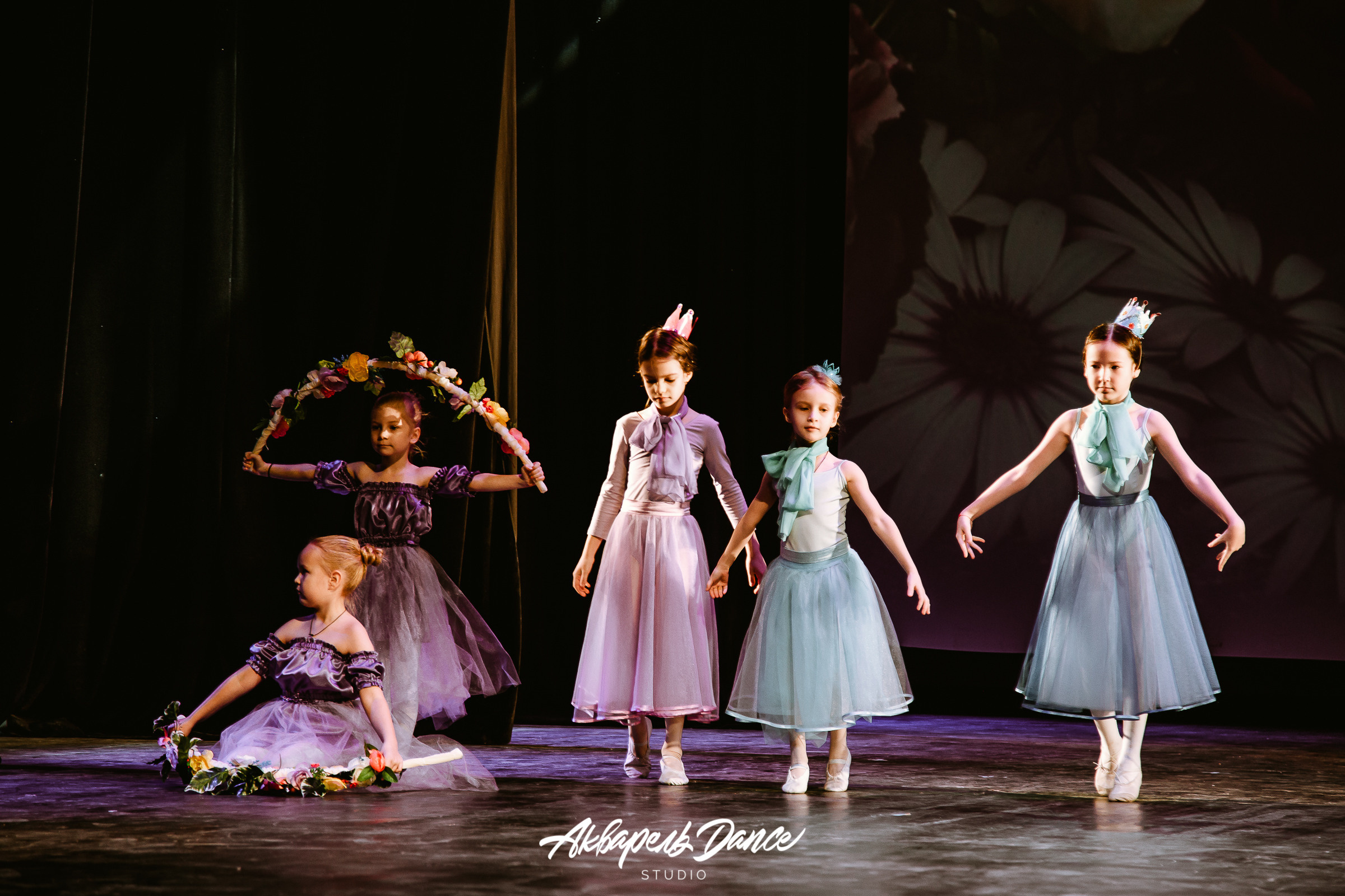 Алиса в стране чудес. Свадебный Семейный Репортажный фотограф в Москве