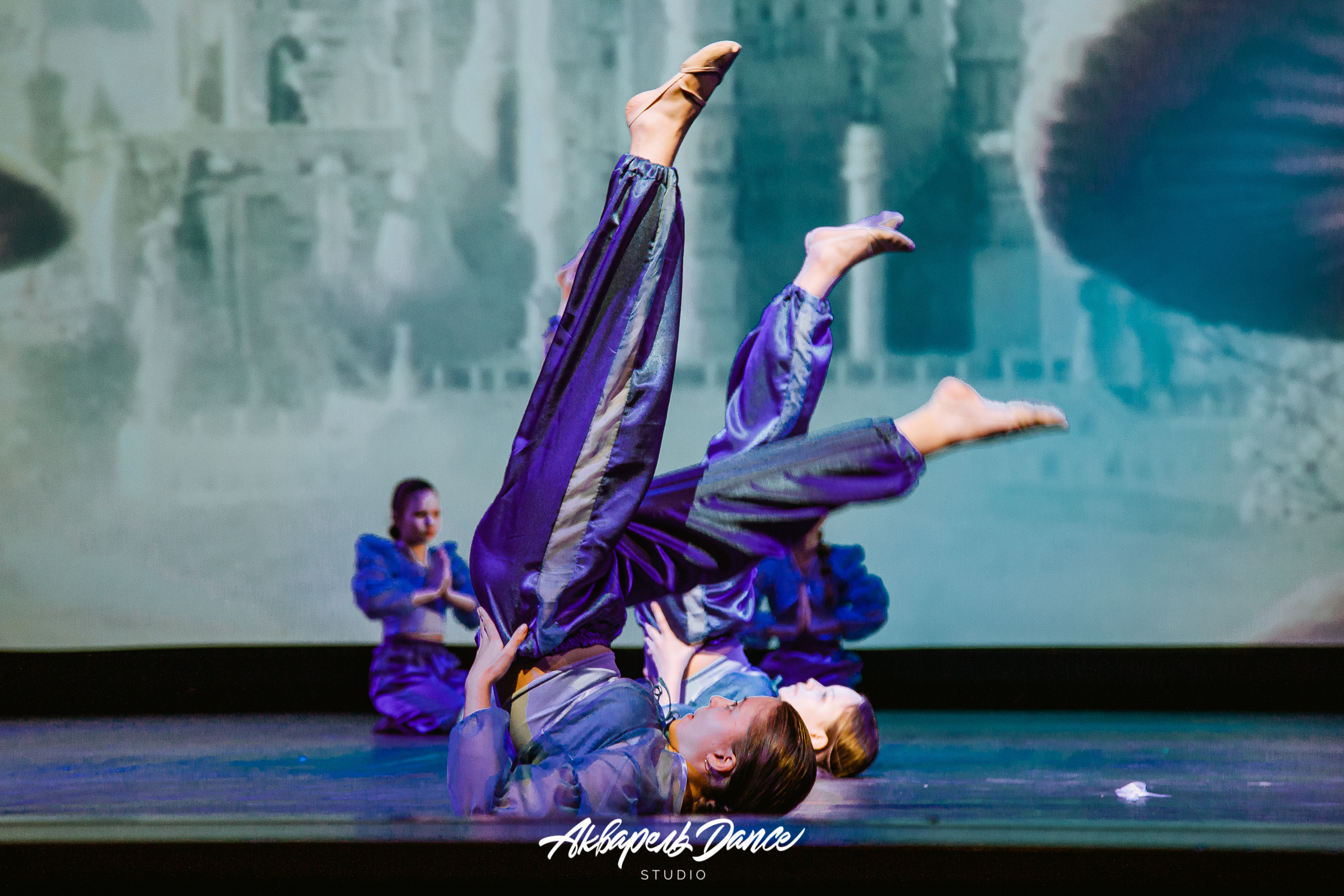 Алиса в стране чудес. Свадебный Семейный Репортажный фотограф в Москве